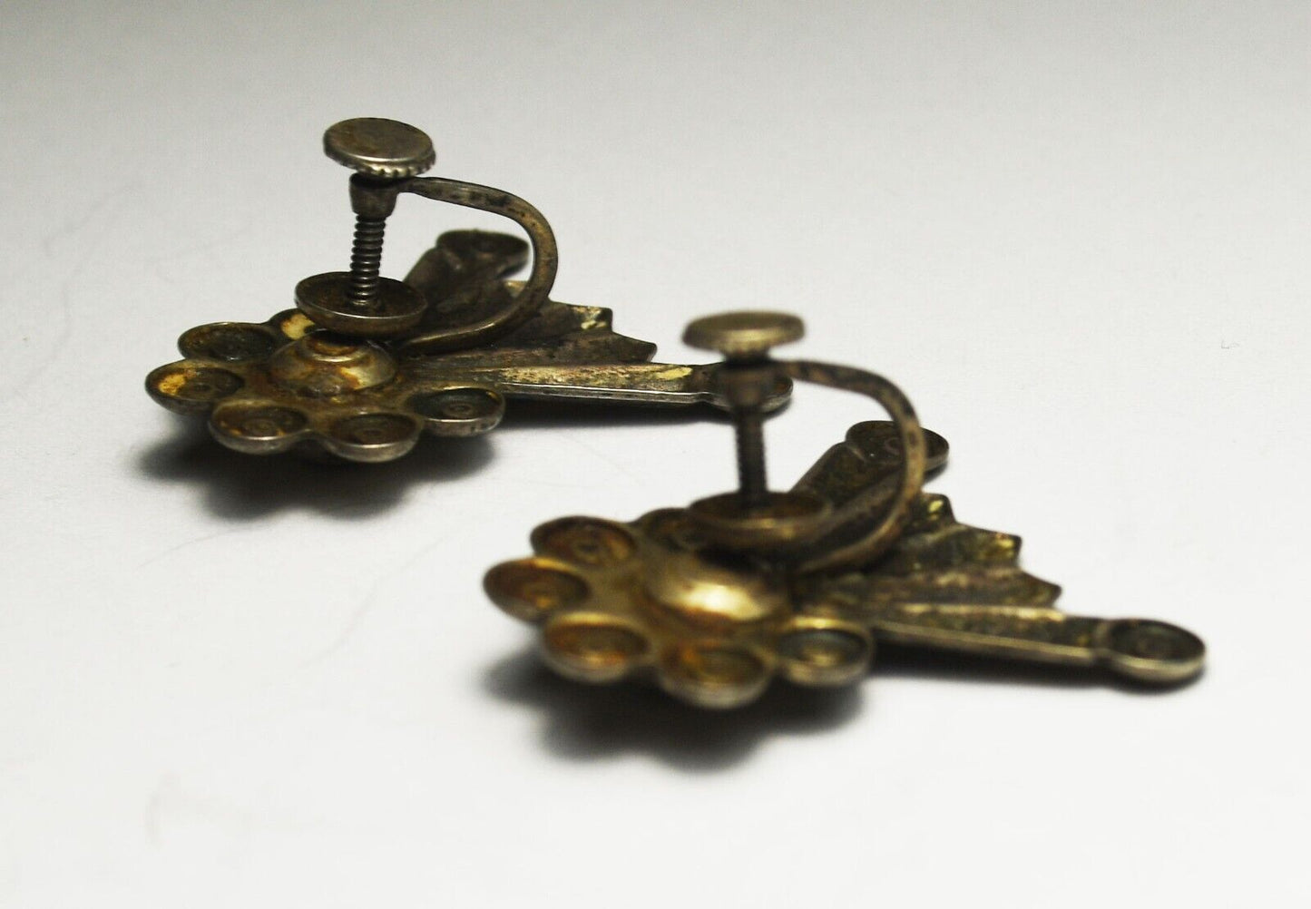 Sterling Silver Prize Ribbon Vintage Screw Clip On Earrings 24mm x 15mm