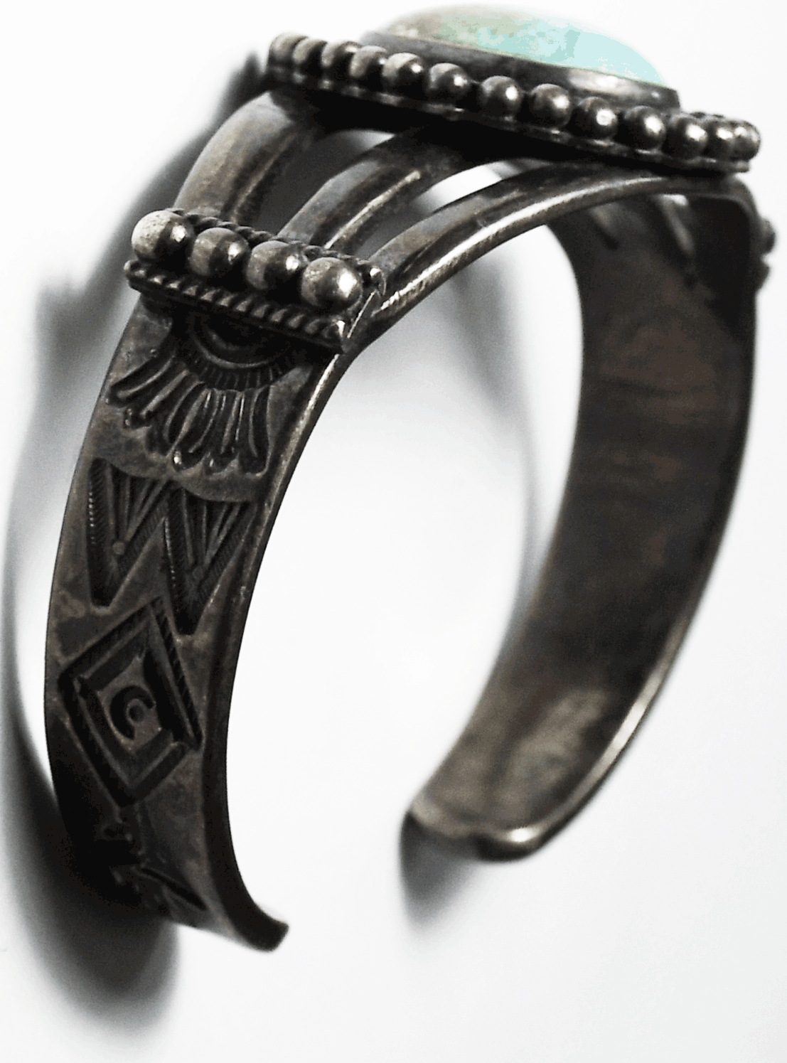 Antique Sterling Turquoise Dot Halo Etched Sides Cuff Bracelet 28mm 6-3/4" Wrist