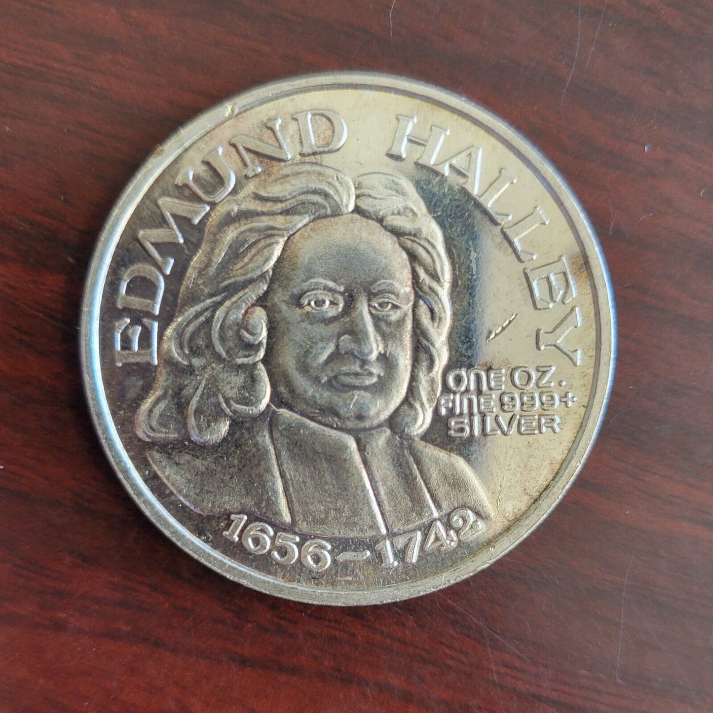 1985 Edmund Halley 1oz. Halleys Comet .999 Fine Silver Round Commemorative