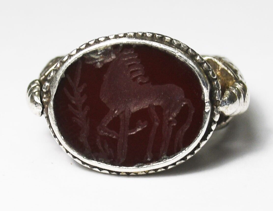 Sterling Silver Red Horse Equestrian Carved Agate Ring 16mm Size 9.5