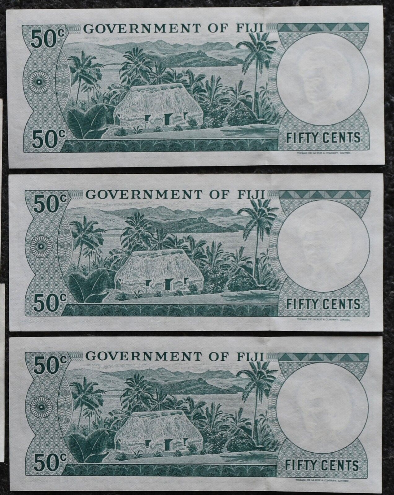 1969 Fiji 3 50c Fifty Cents Banknotes Sequential A/2 002711- 2713 AU