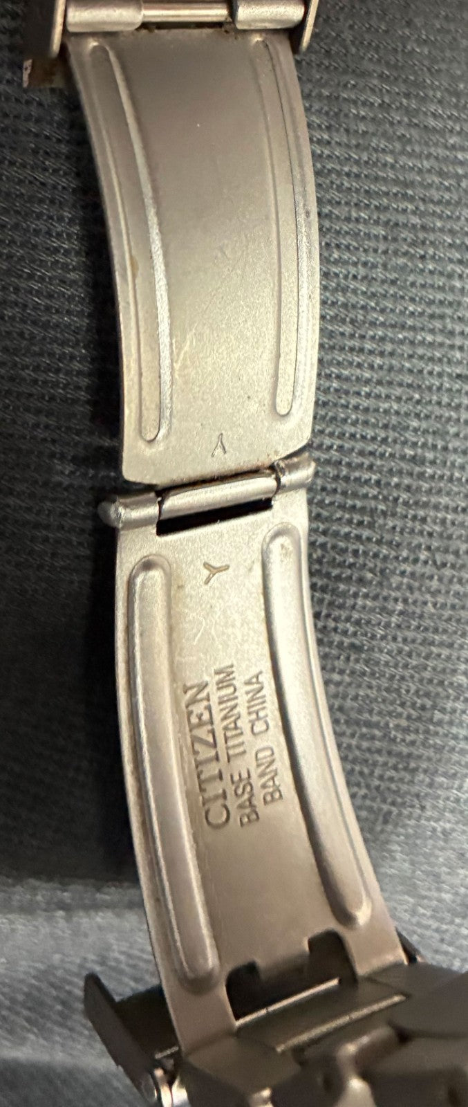45332104
