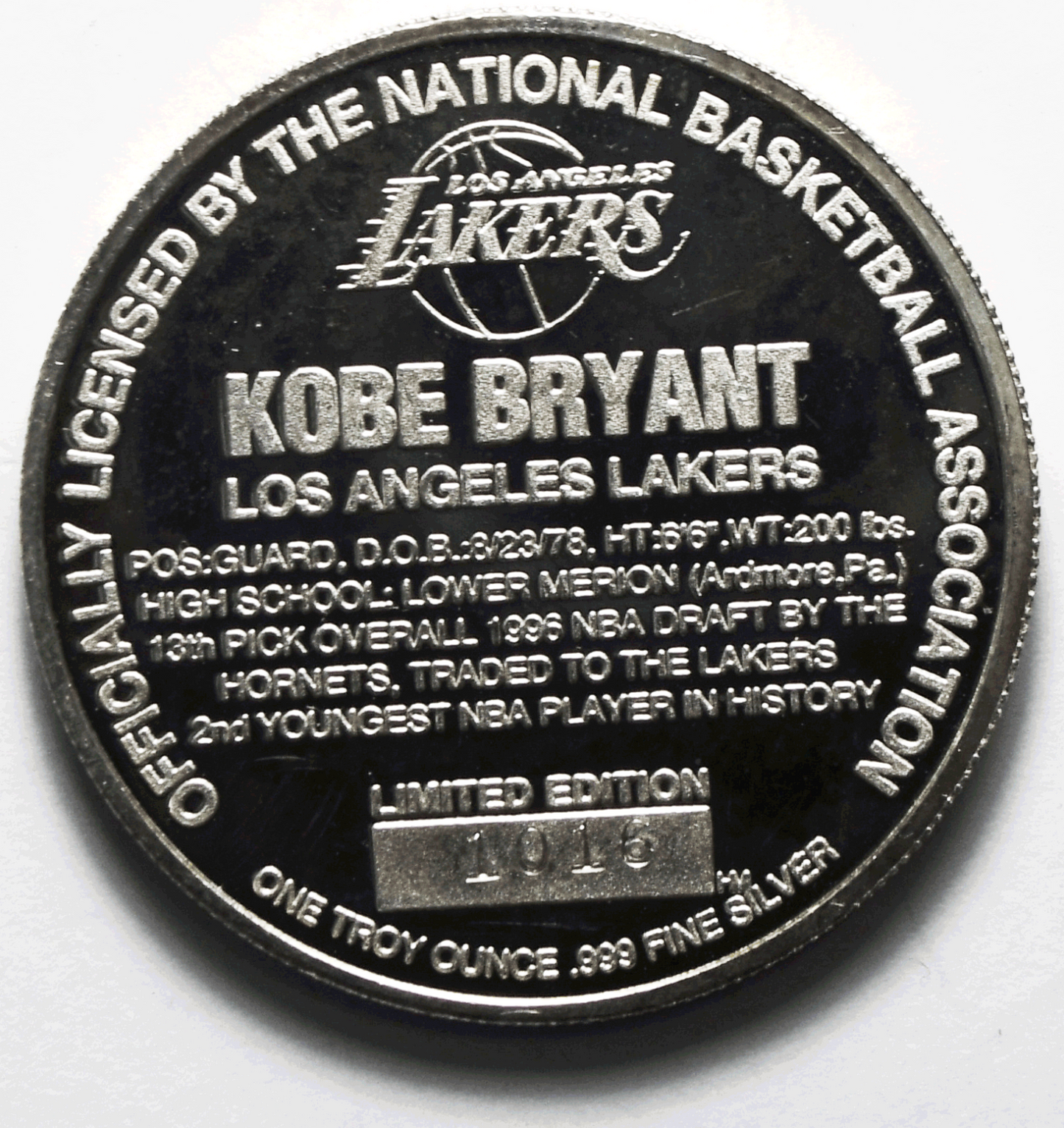 Kobe Bryant Highland Mint Lakers .999 1 ozt. Silver Round