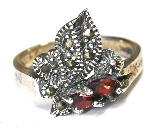 Sterling Silver Marcasite Garnet Floral Flower Ring 16mm Size 8-3/4
