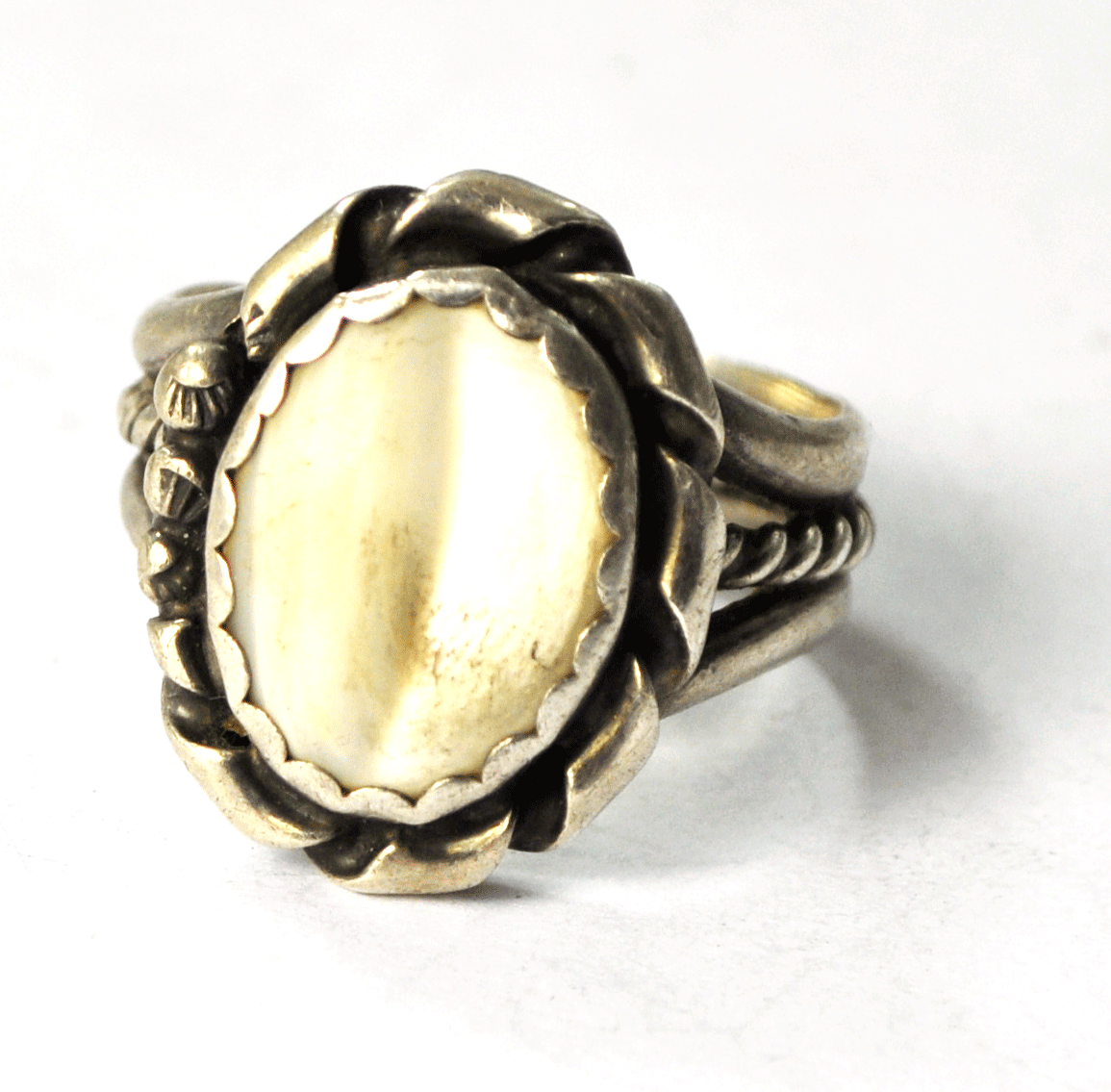 Vintage Sterling Oval MOP Mother of Pearl SG Tahe Style 3 Part Band 21mm Size 8