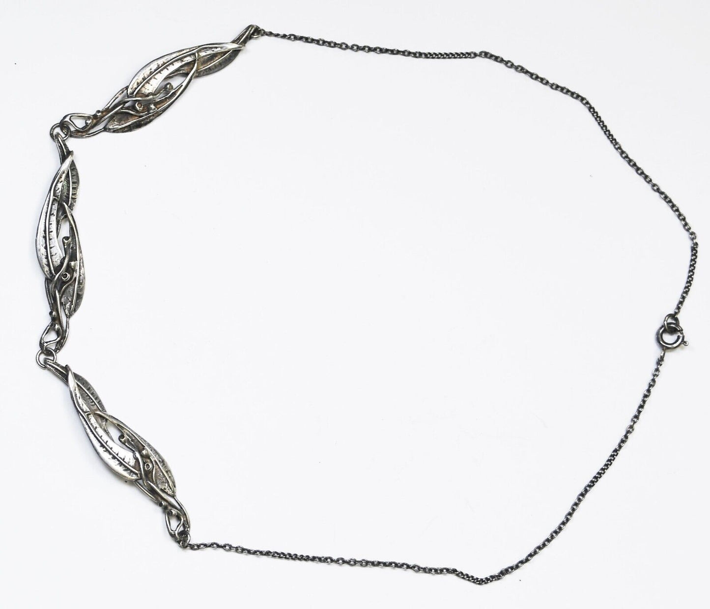 Sterling Silver Eucalyptus Lily Floral Leaf 10mm Necklace 16.25"