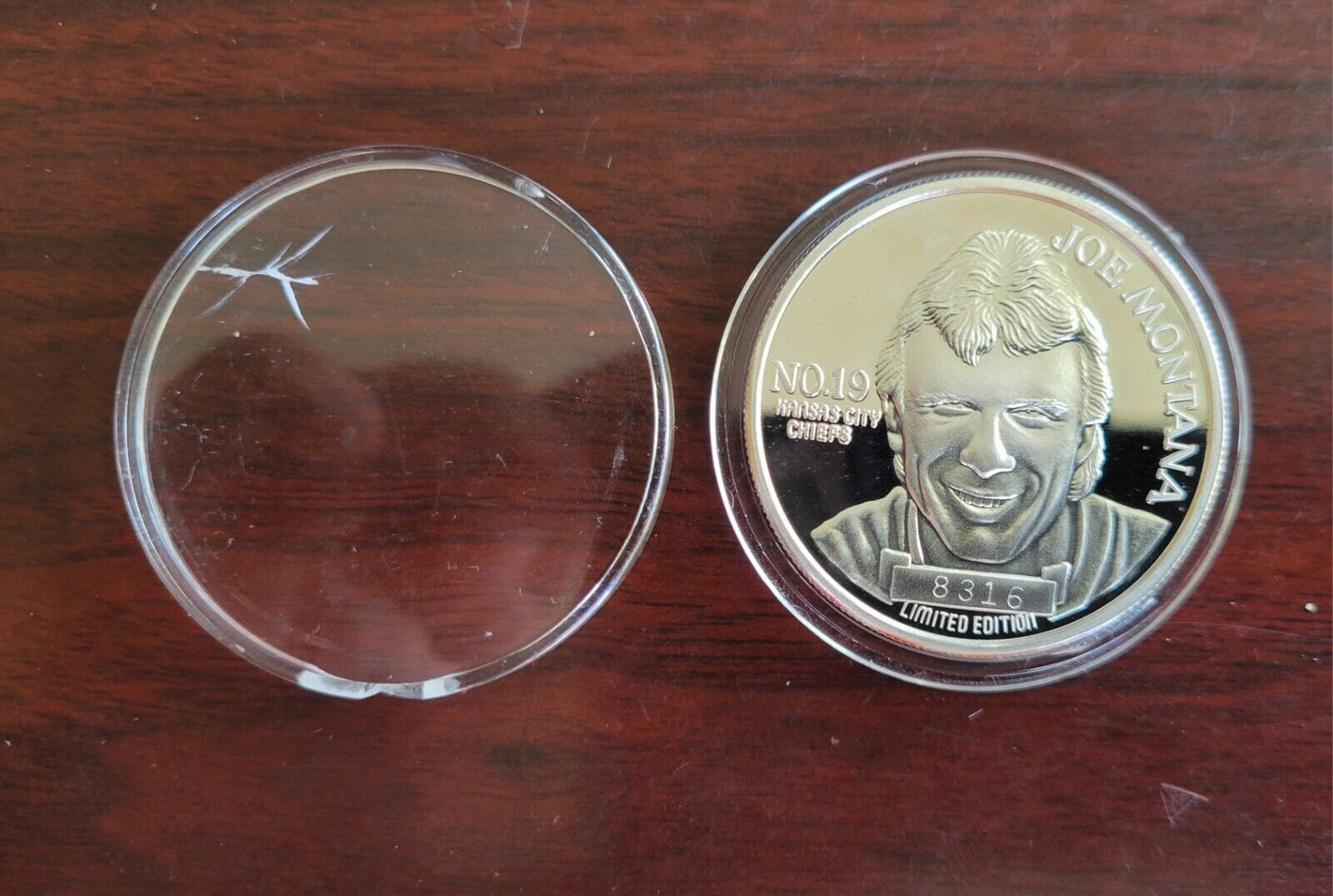 1989 Joe Montana Kansas City Chiefs Player of Decade 1oz .999 Fine Silver Coin