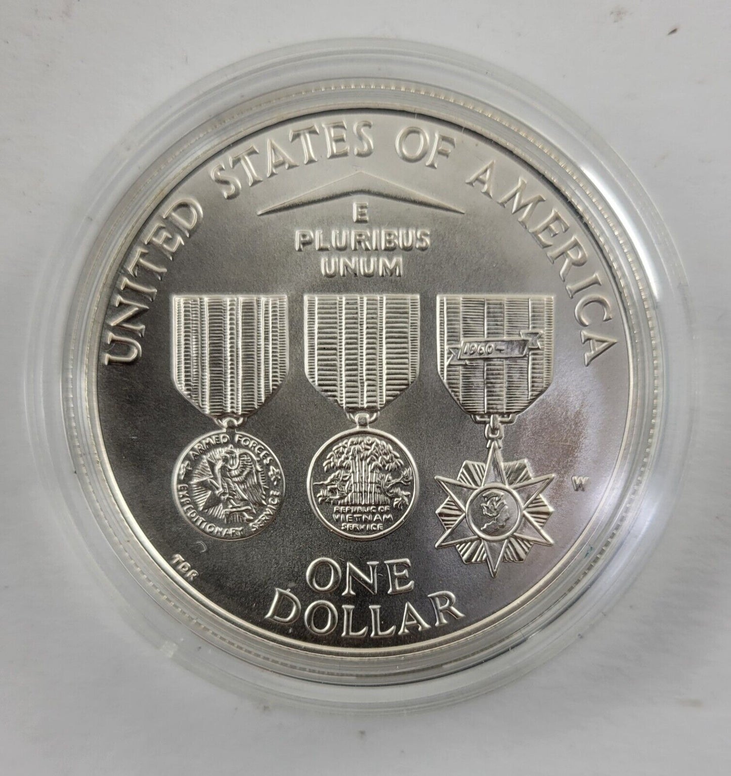 1994 W Vietnam Veterans Memorial BU Commemorative Silver Dollar US Coin Boxed