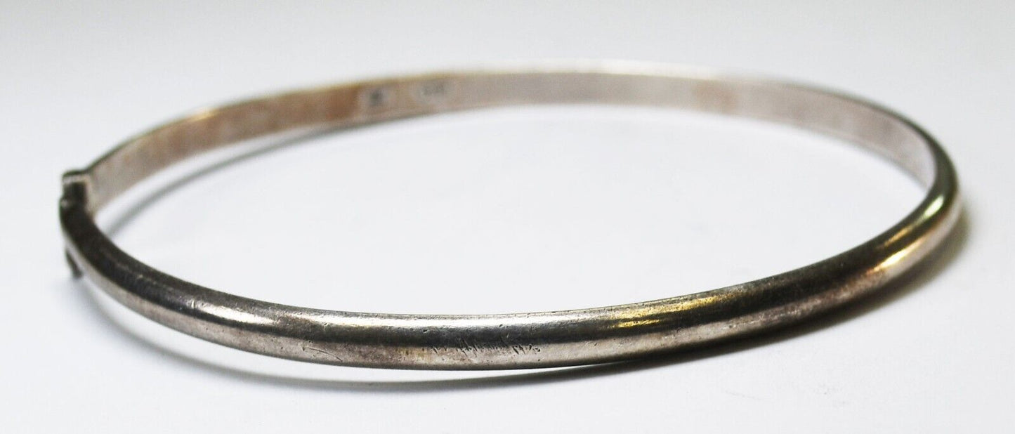 Sterling Silver Oval Hook Bangle Bracelet 4mm 7-1/4" Wrist