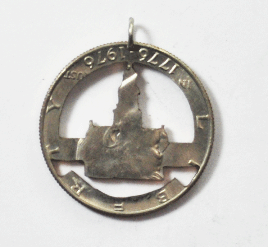 Kennedy 50c Half Dollar 1976 D Independence Hall Cut Out Pendant Charm