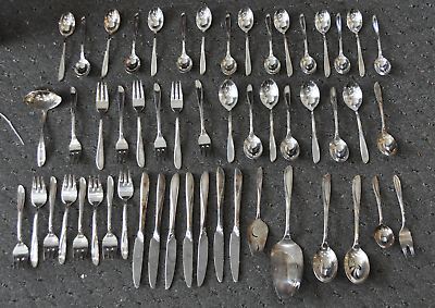 Holmes & Edwards IS Deepsilver Rythmic Flatware Silverware 53 Pieces Set