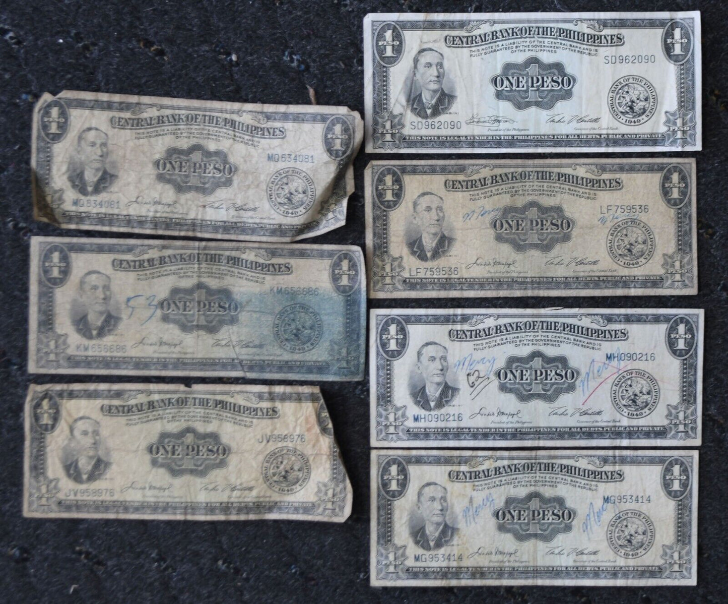 7- 1949 Central Bank of Philippines One Peso Banknotes Lot