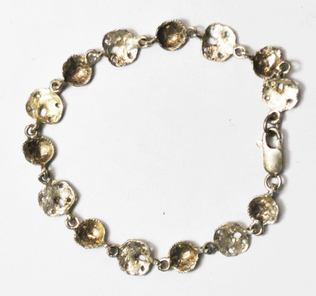 Sterling Silver Diamond Cut Sand Dollar Seashell 8mm Bracelet 6-3/4"" 5.7g
