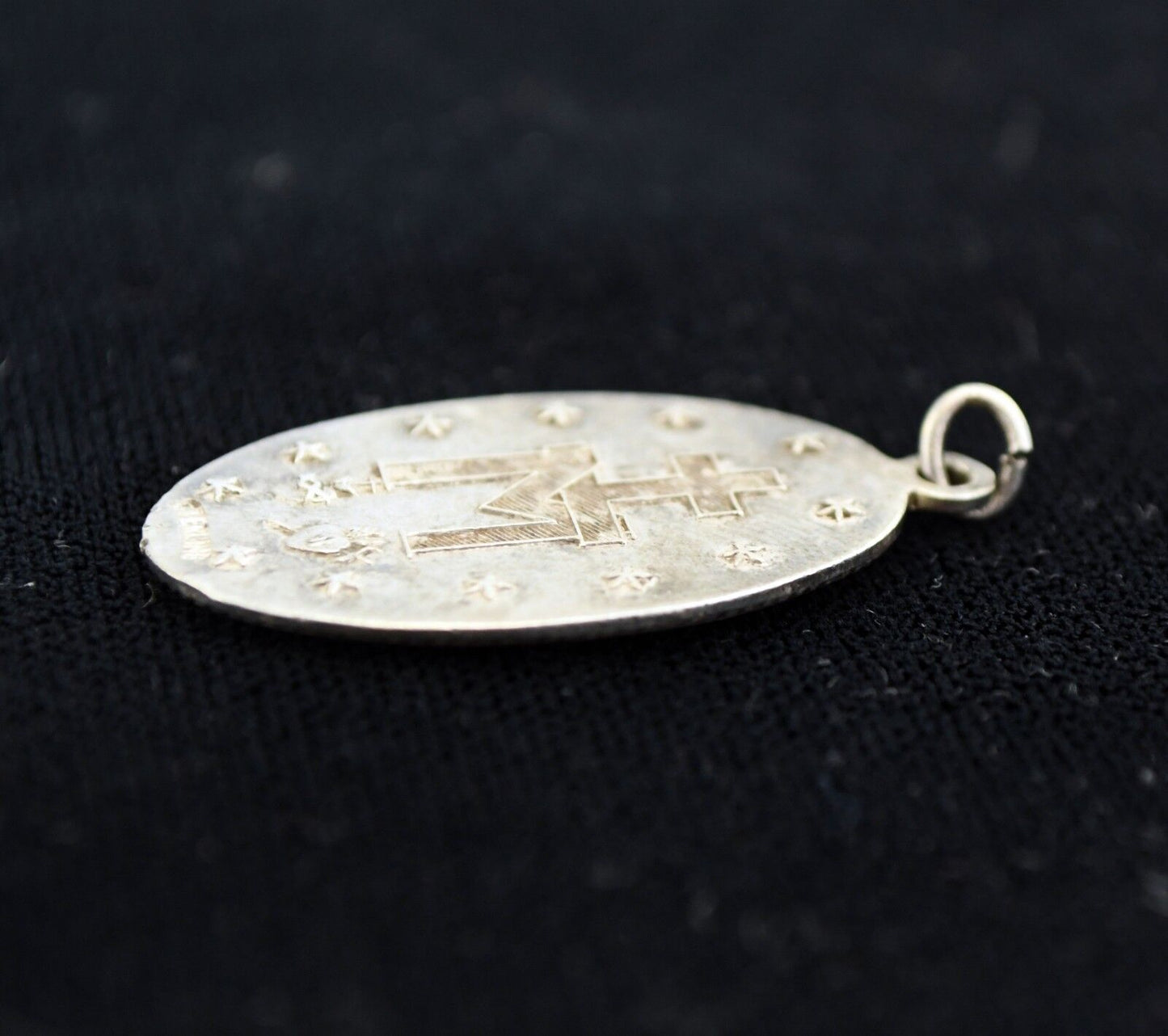 Vintage Sterling Silver Mother Mary Pendant Charm 6.7 grams 1 3/8"