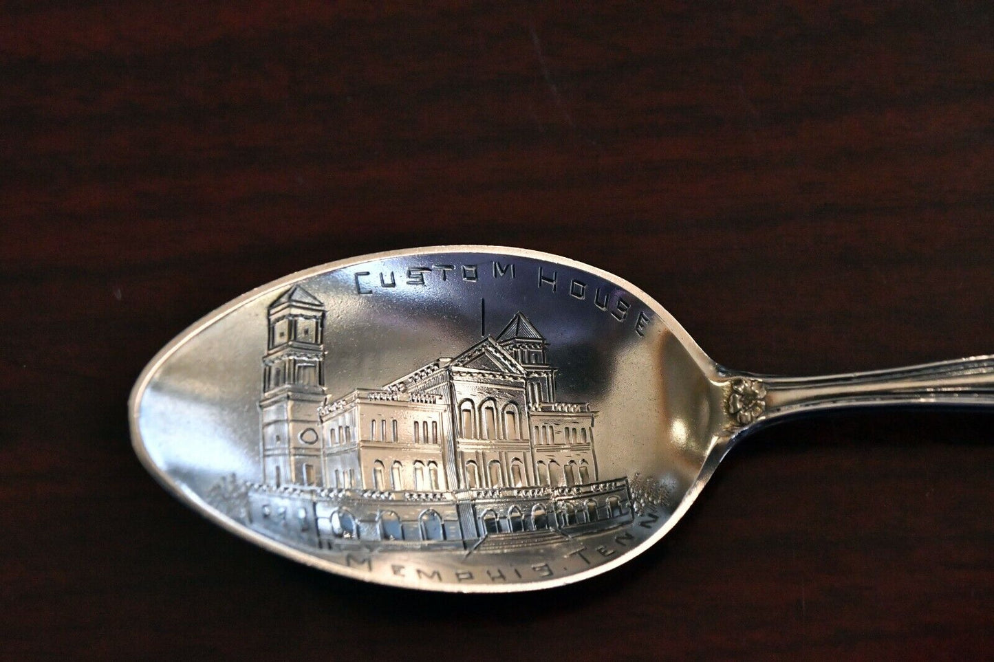 Custom House Memphis Tennessee Sterling Silver 5 1/8" Souvenir Spoon.56 oz