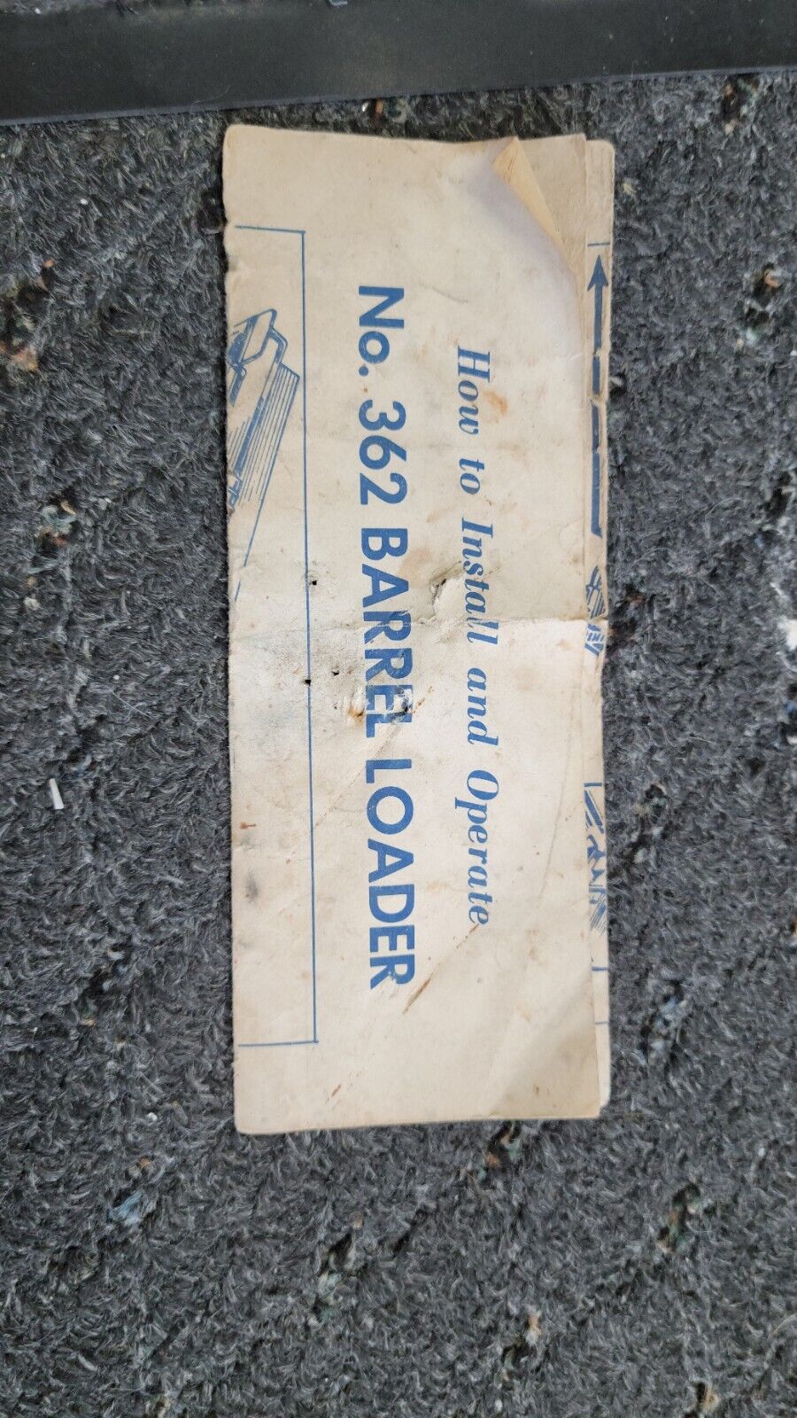 Vintage Lionel Trains No.362 Barrel Loader O Scale in Original Box & Barrels