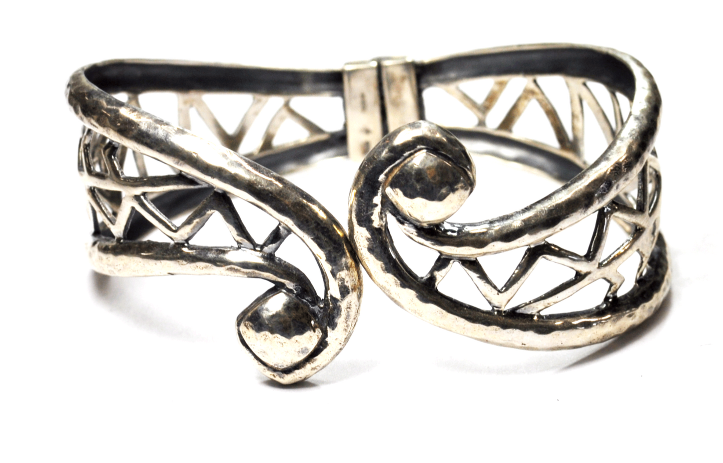Sterling Silpada Hinged Lattice Zigzag Spiderweb Hammered Bracelet 32mm 7-7/8"