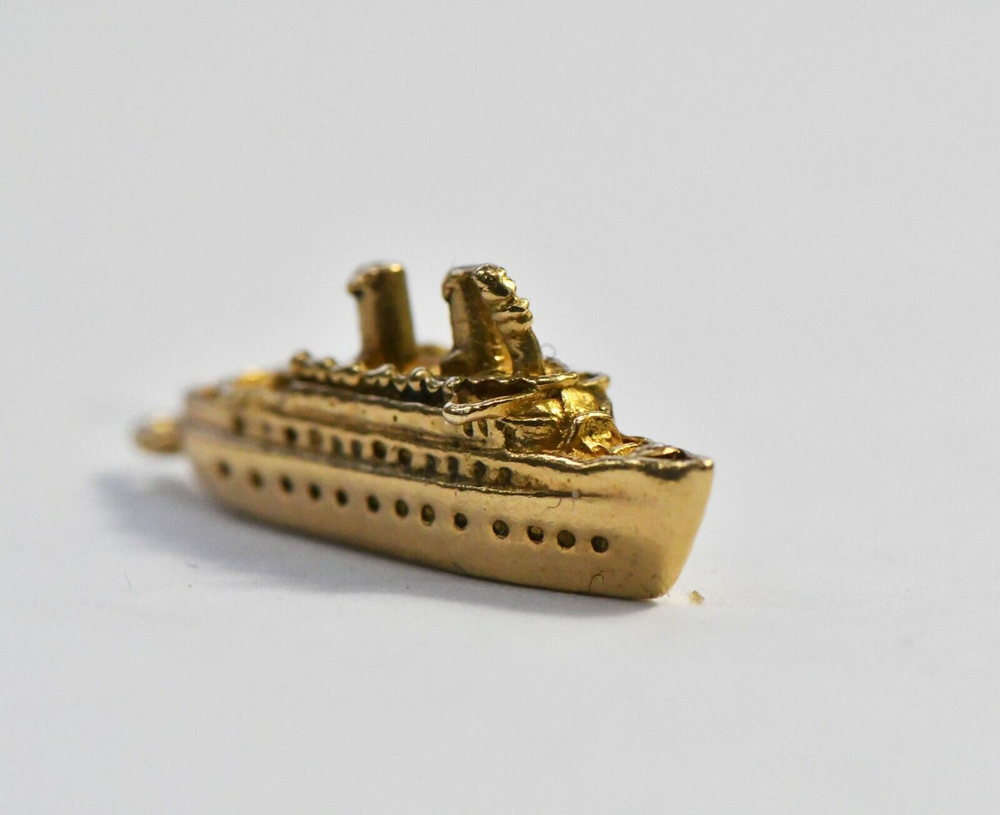 Vintage 14k Gold Pendant Charm 3 grams Cruise Liner Ship Smokestack