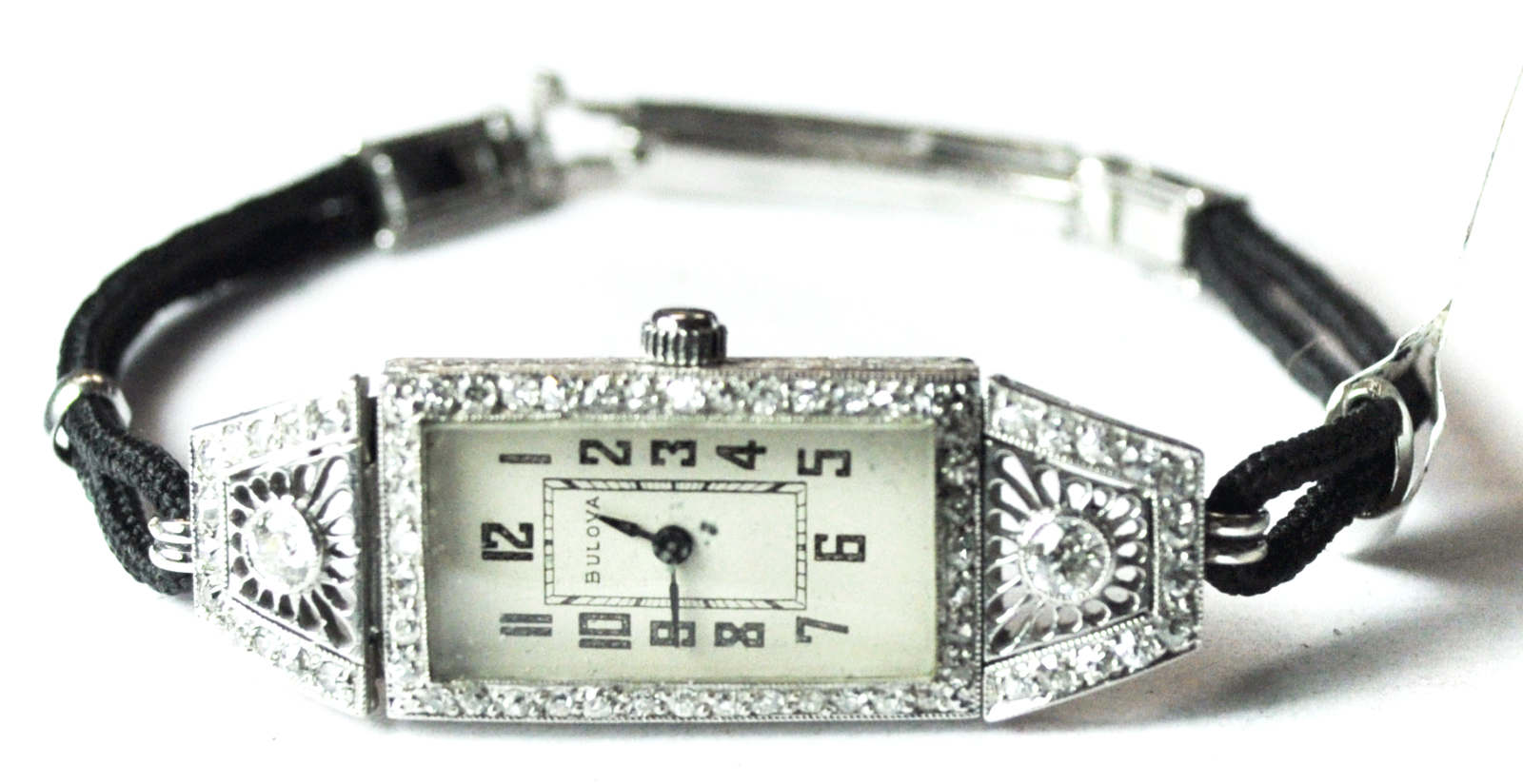 Vintage Art Deco Bulova Platinum Diamond Filigree Wristwatch 14mm
