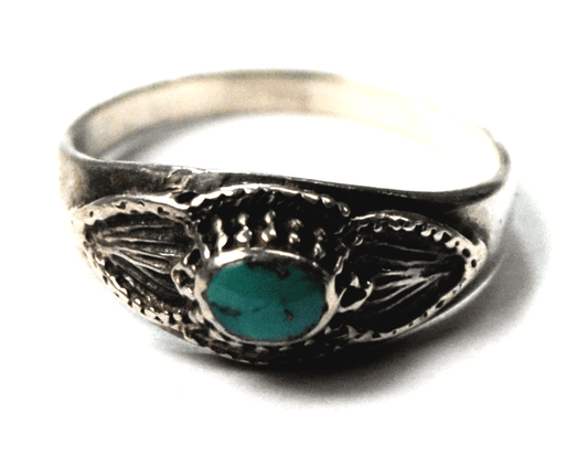 Vintage Sterling Silver Turquoise Striped Leaf Sides 8mm Size 7 Ring