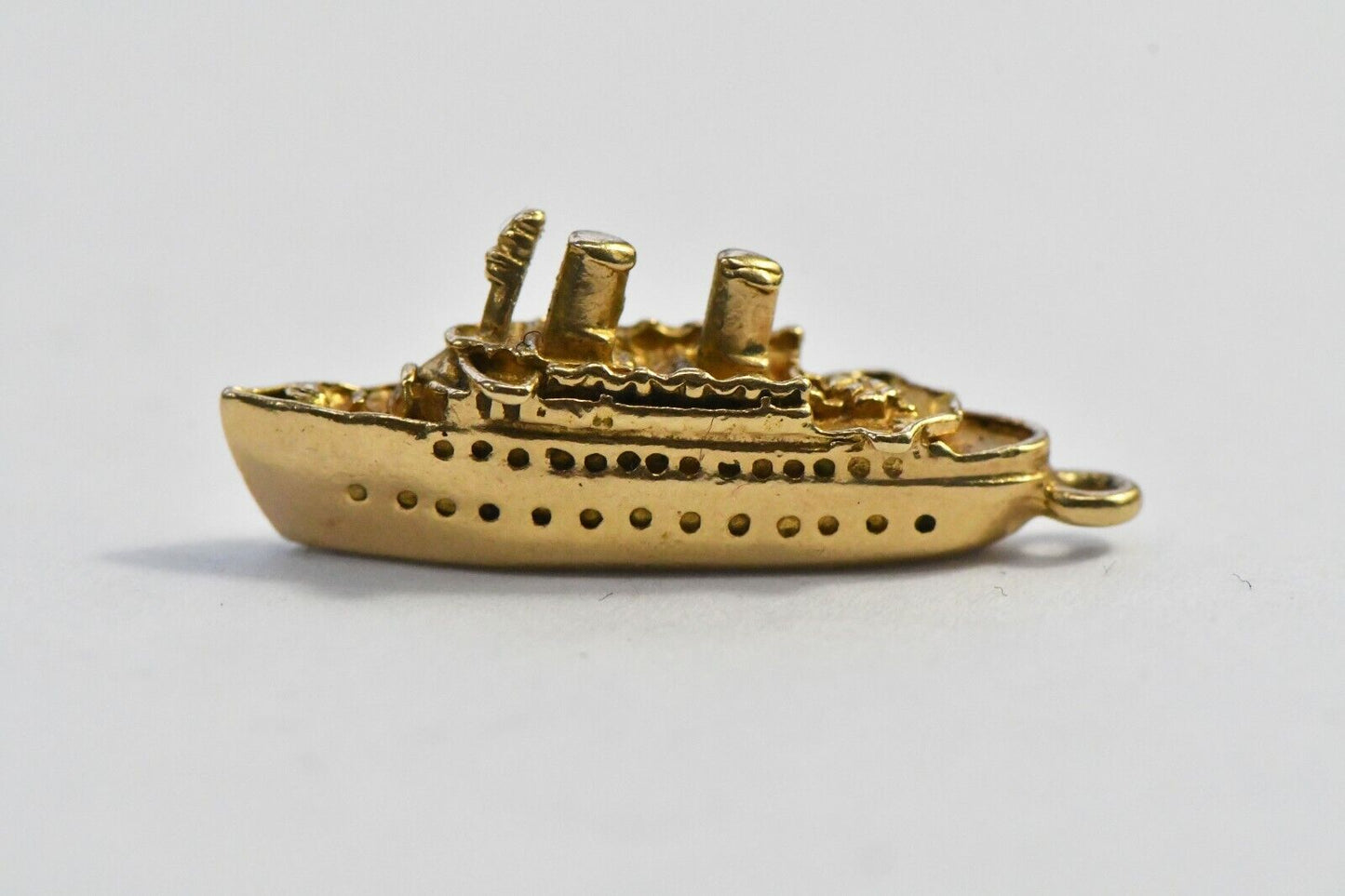 Vintage 14k Gold Pendant Charm 3 grams Cruise Liner Ship Smokestack