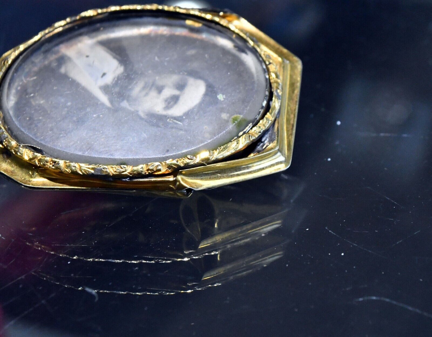 Edwardian 1800's Unidentified Gentleman G.F. Portrait Ladies Keepsake Pin Brooch