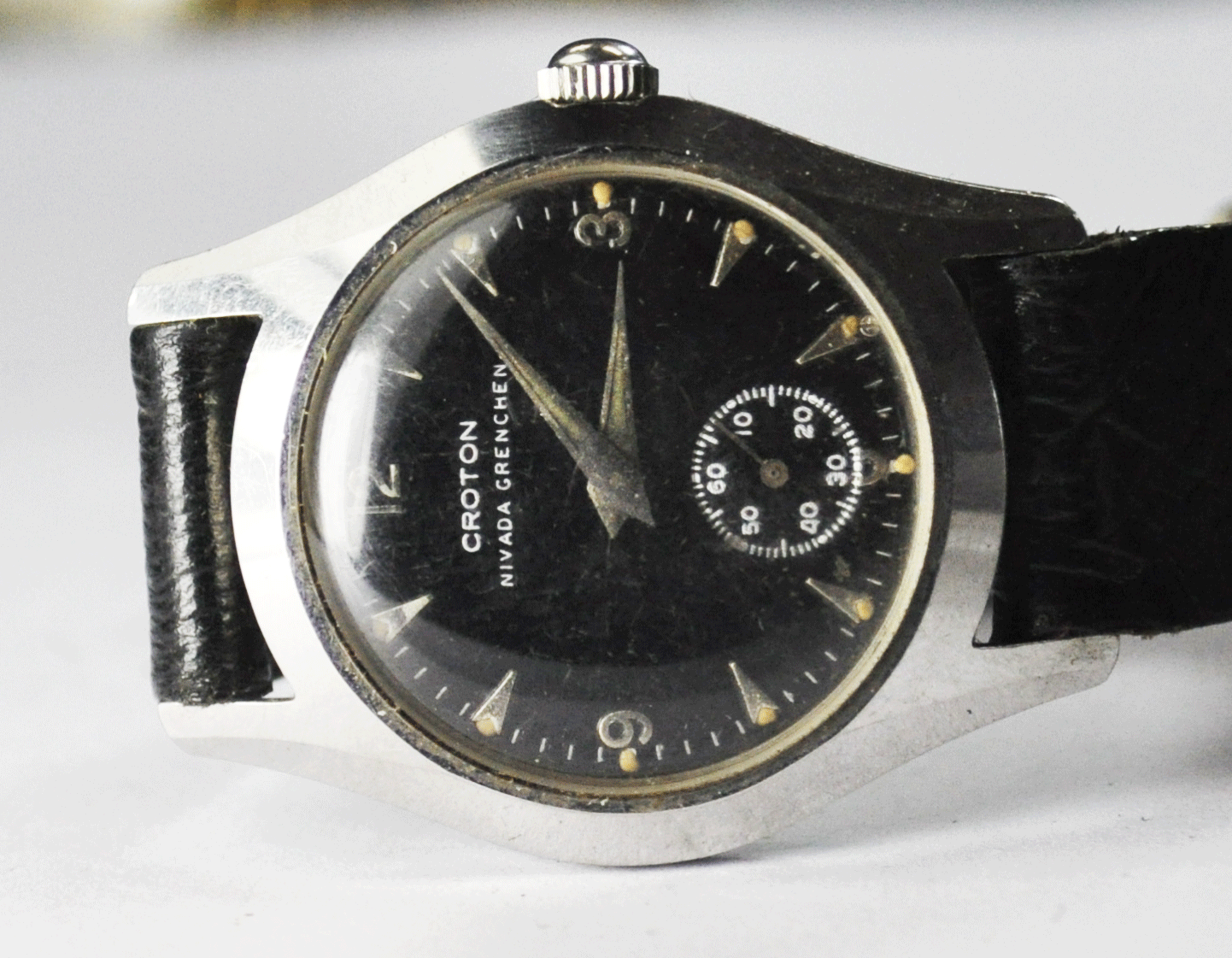 Vintage Croton Nivada Grenchen N14 C2511 Sportsman Black Dial 32mm Wristwatch