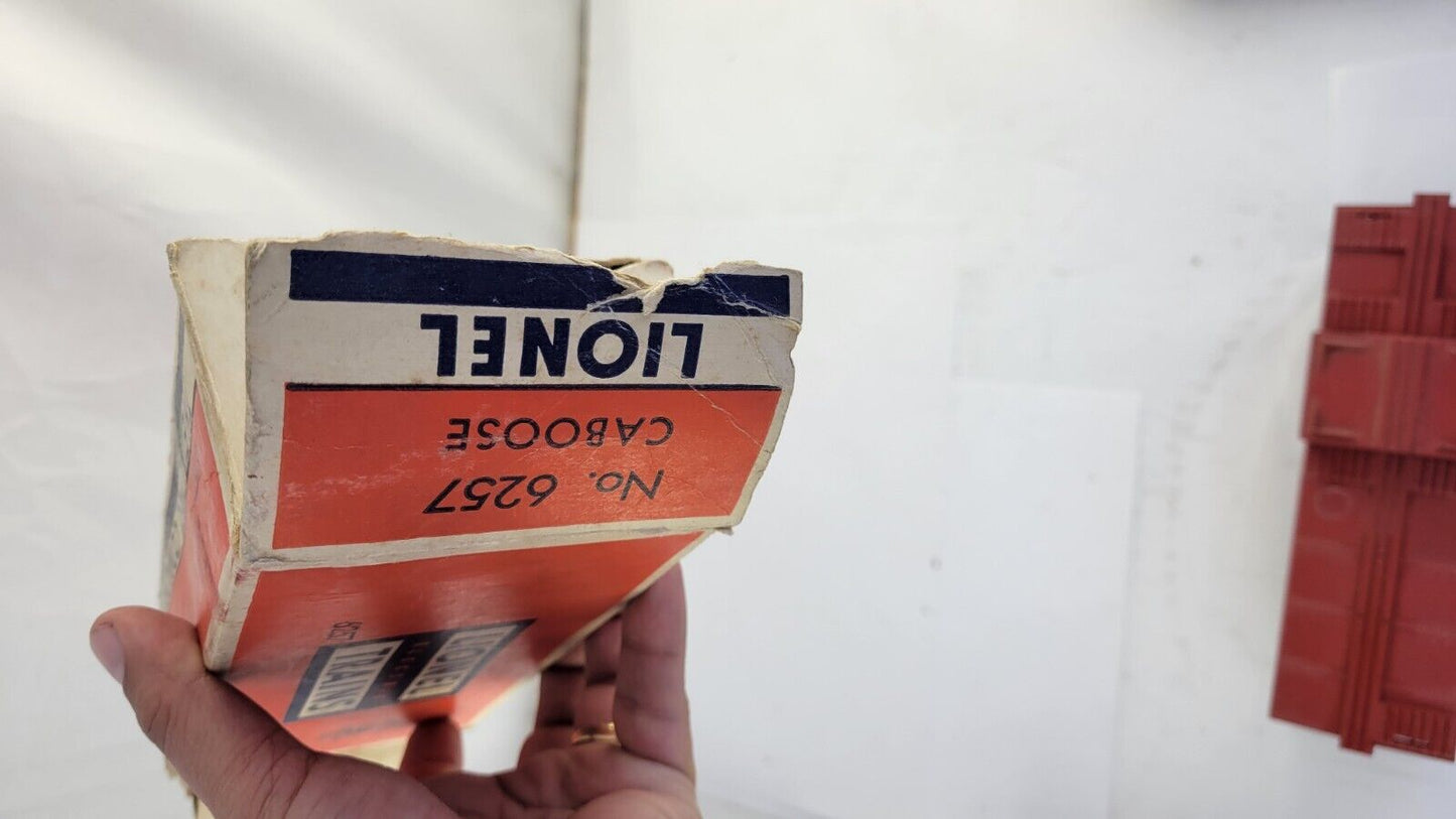 Vintage Lionel O Lines Red SP Caboose 6257 w/Original Box