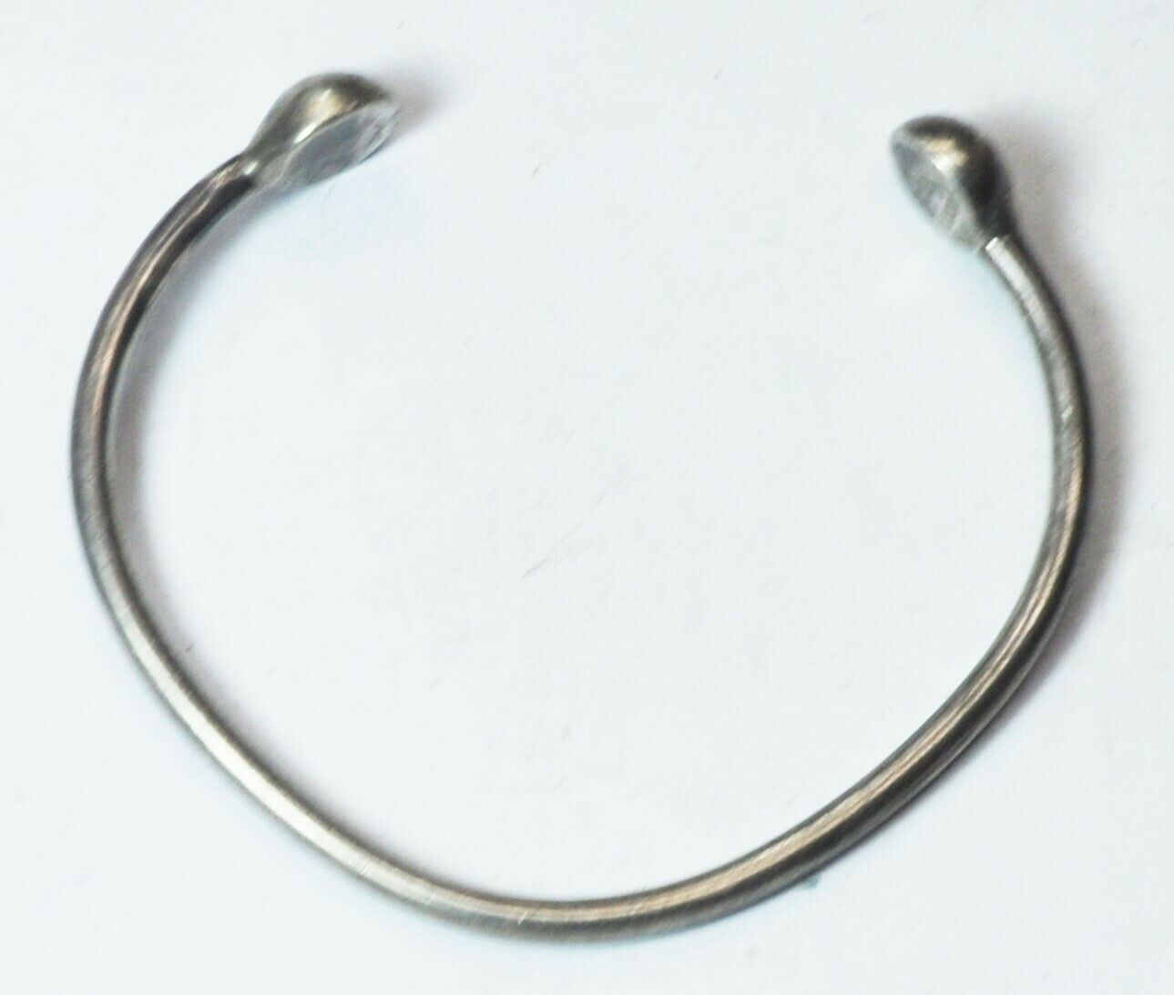 Sterling Silver TM-269 3mm Bar Cuff Round 9mm Ends 7" Wrist Taxco Mexico