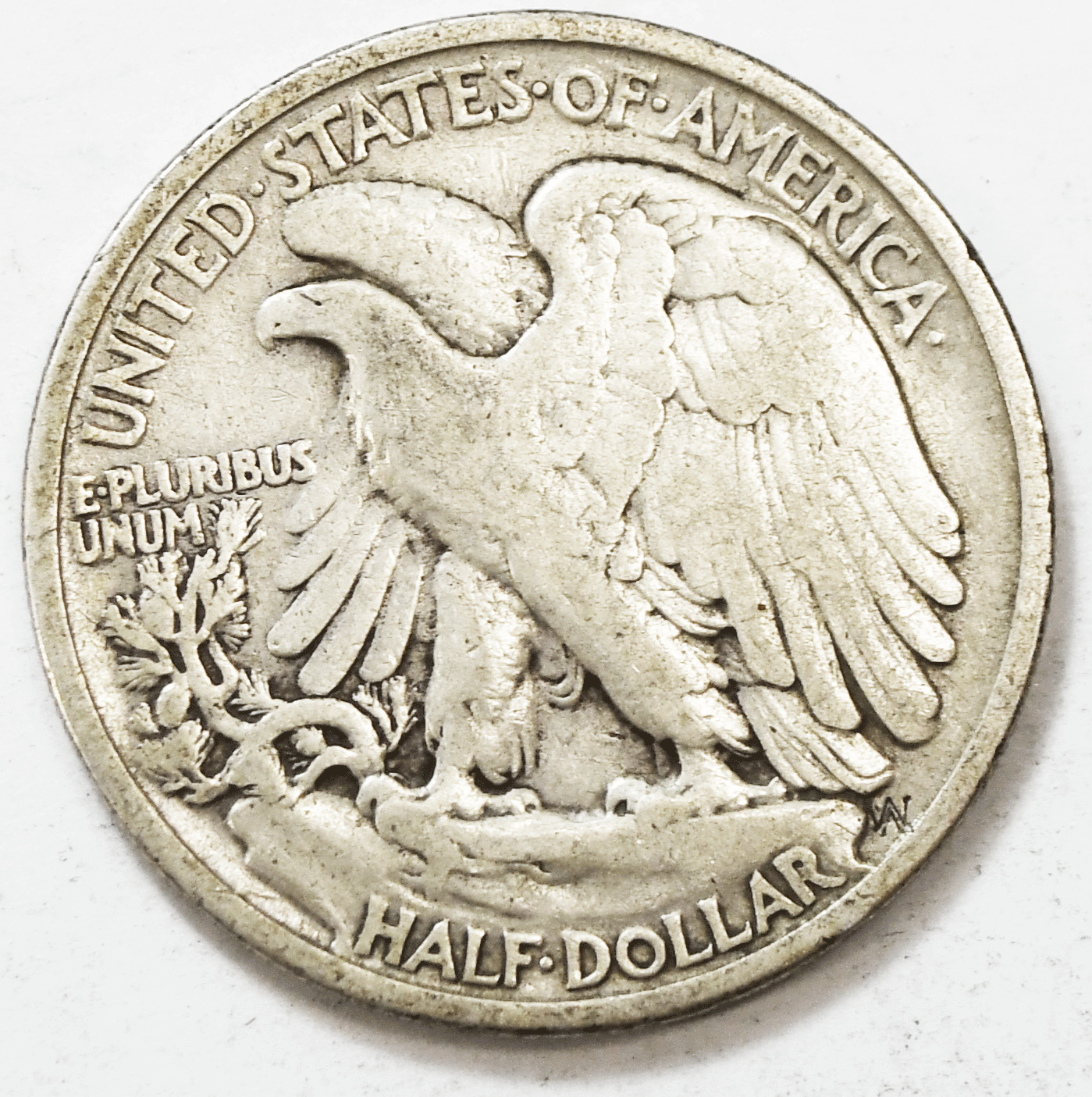 1935 50c Walking Liberty Silver Half Dollar Fifty Cents Philadelphia