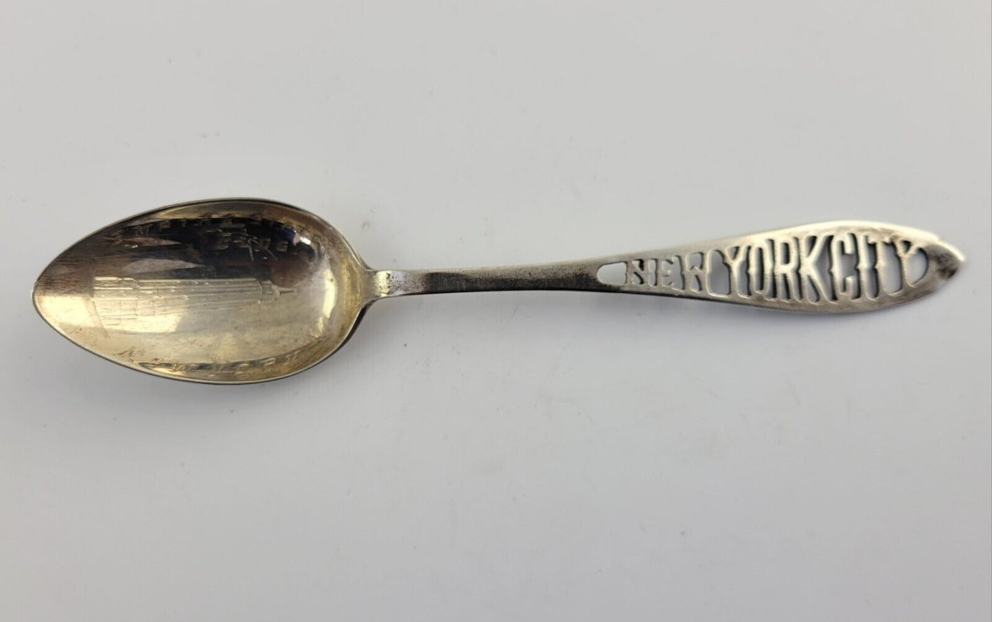 New York Sterling Silver 5 1/2" Souvenir Spoon by Manchester .43oz