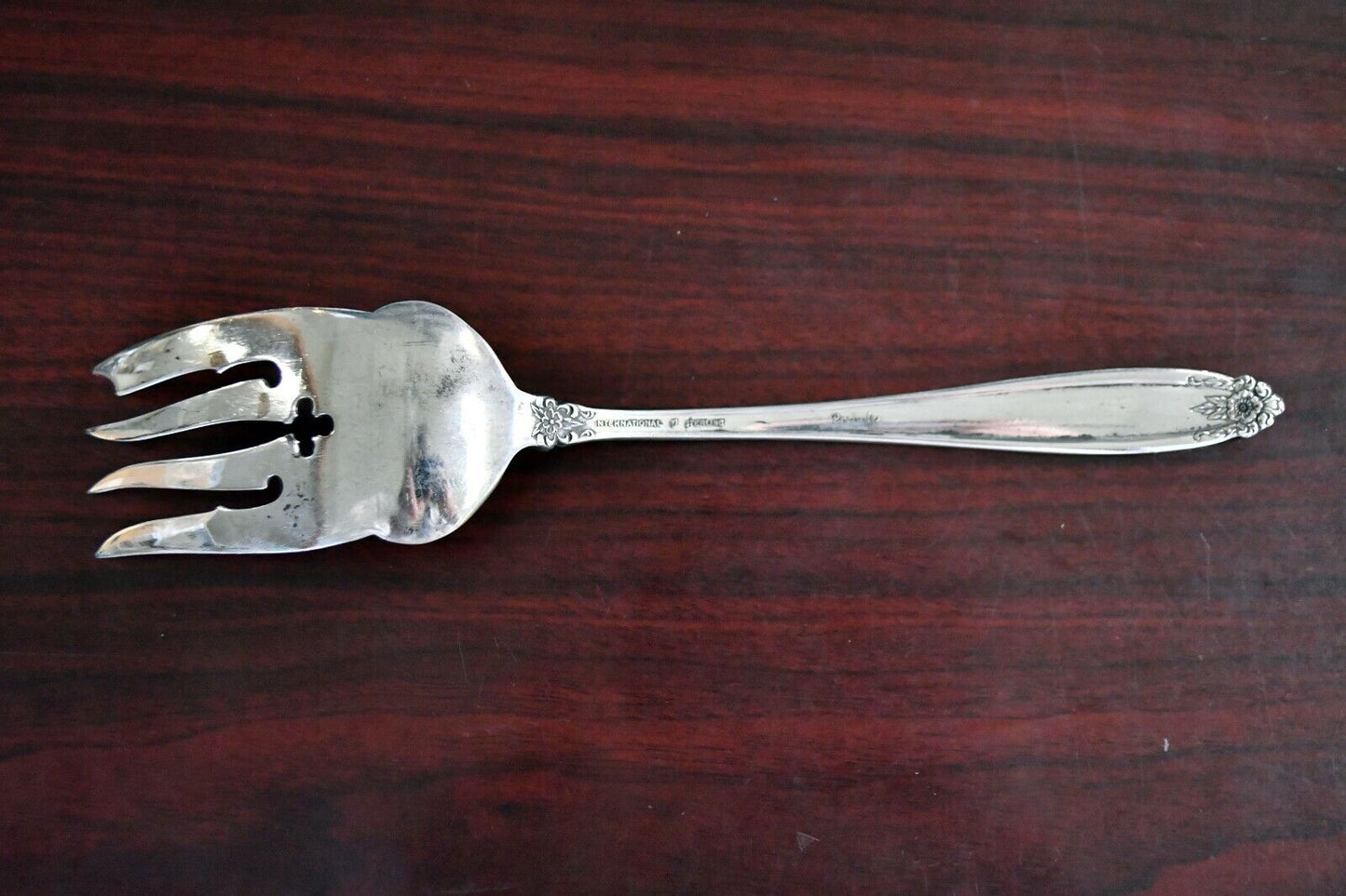 Prelude by International Sterling Silver 9" Large Cold Meat Serving Fork 2.6 oz