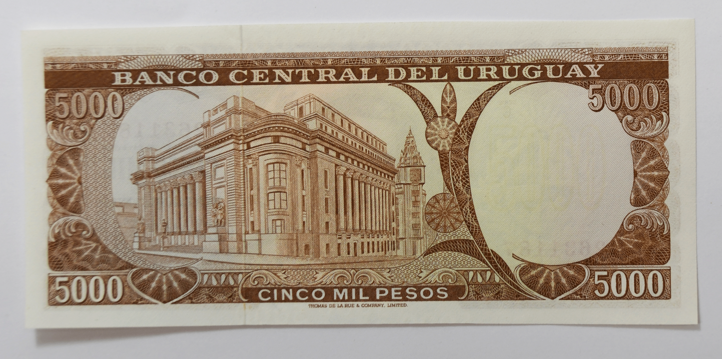 1967 Uruguay 5,000 Pesos Series C Uncirculated Banknote 2631187