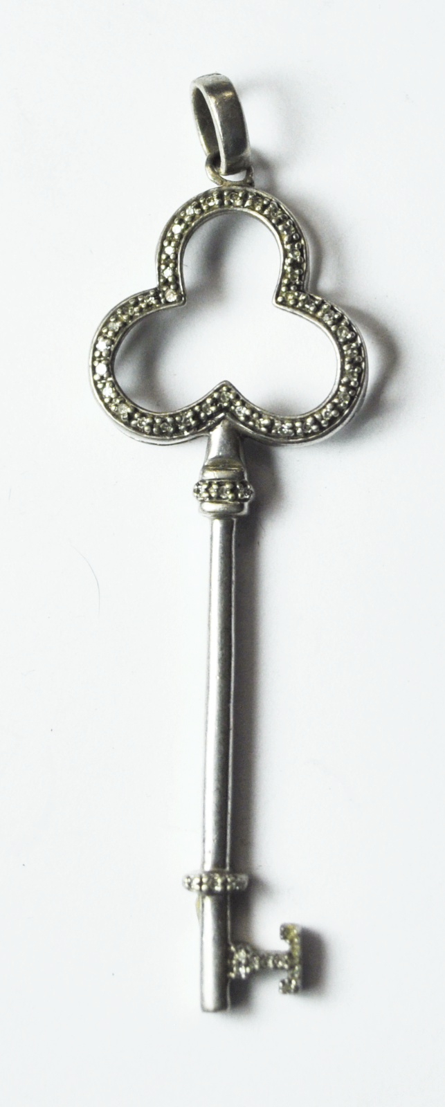 Sterling Silver JWBR Diamond 3 Leaf Clover Key Pendant 2-1/2" x 20mm 5.2g