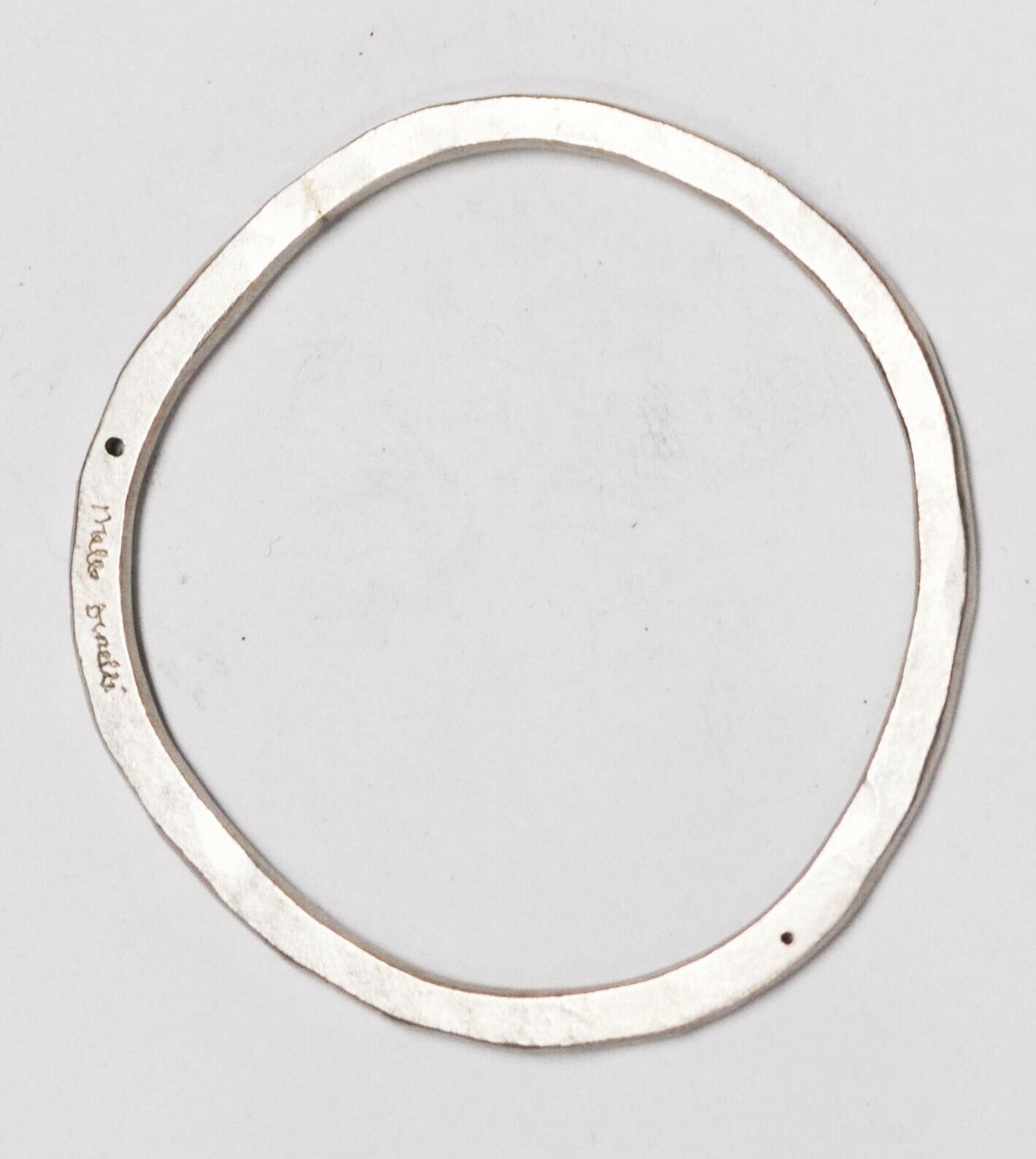 Melle Finelli Sterling Silver Hammered Round Bangle Medium 5x4mm Bracelet