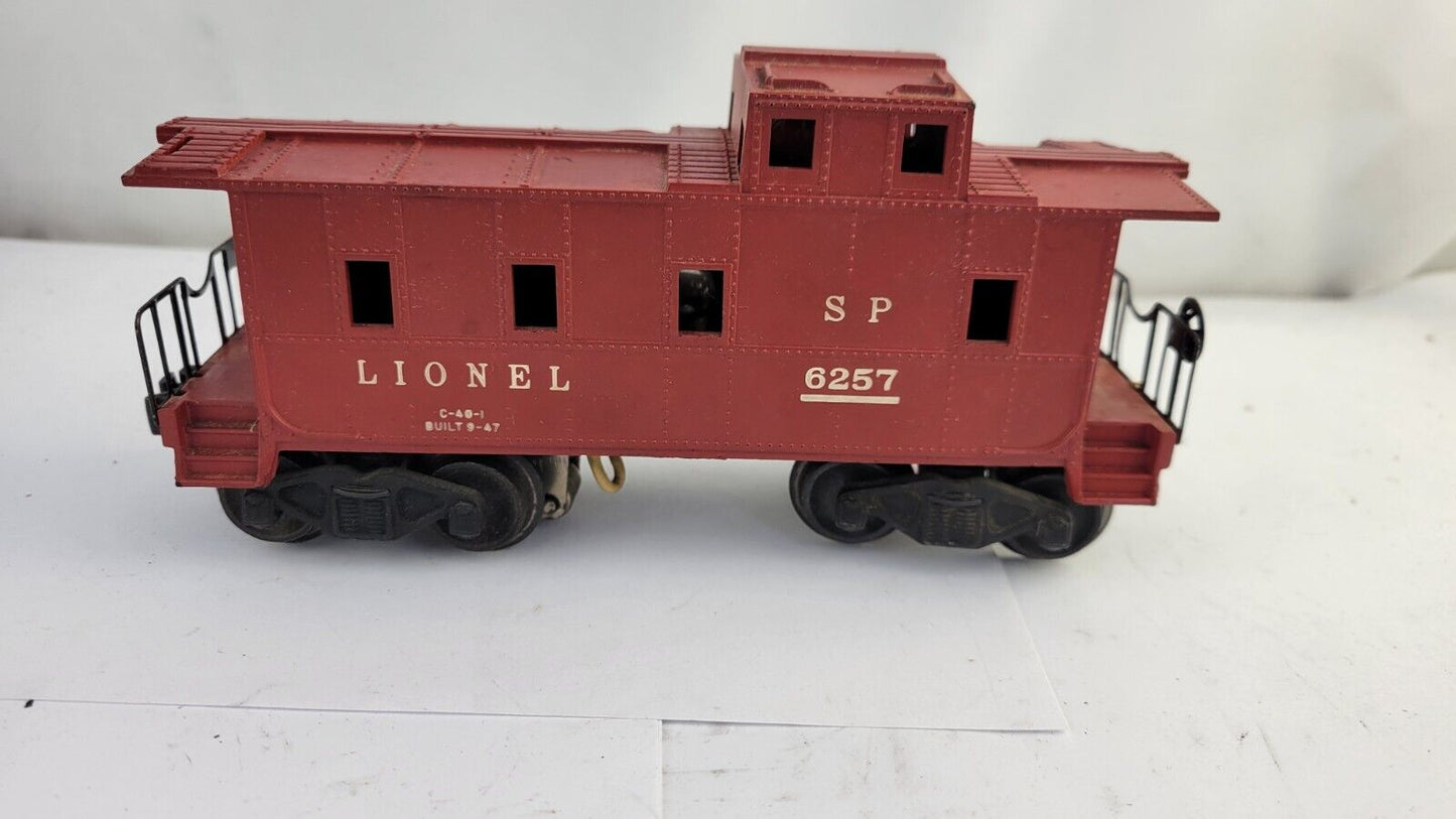 Vintage Lionel O Lines Red SP Caboose 6257 w/Original Box