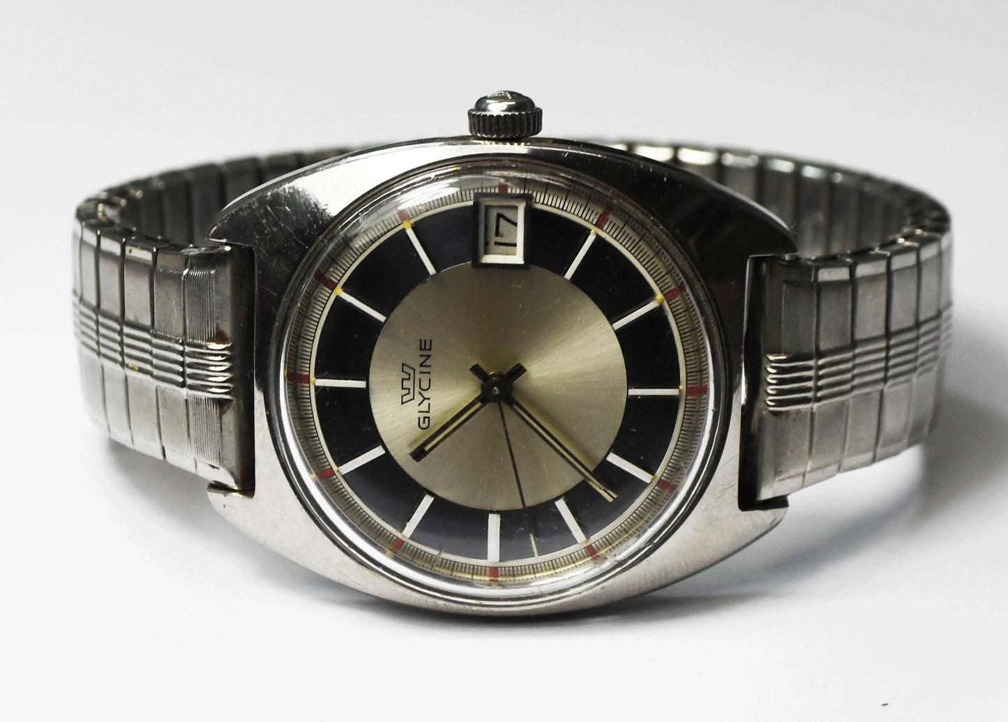 Vintage Glycine Manual Wind 1803 Wristwatch 33mm Stainless 2-Tone Pie Pan Dial
