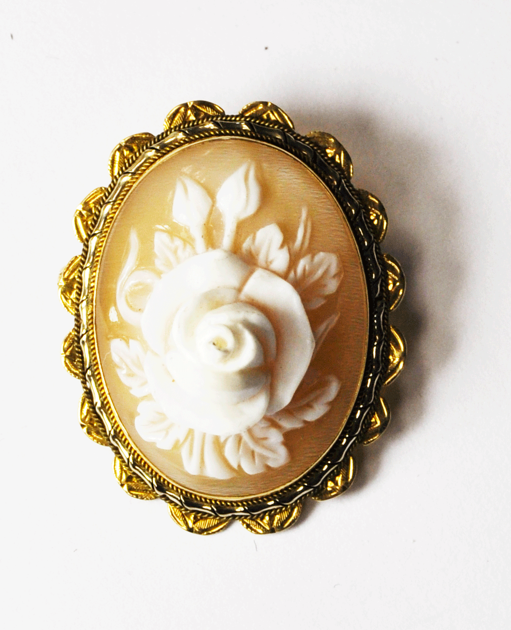Antique 18k Gold Rose Flower Cameo Brooch Pin Carved Floral 25mm X 31mm