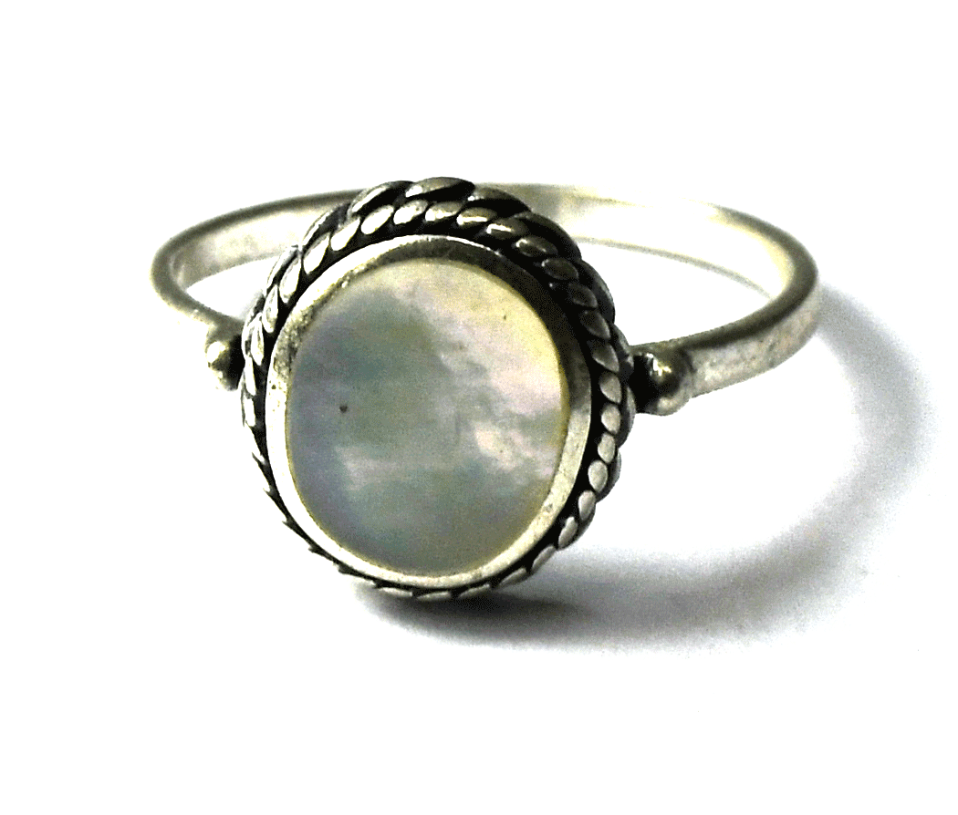 Sterling Silver Ste Bee Mother of Pearl Solitaire Ring 12mm Size 7-1/4