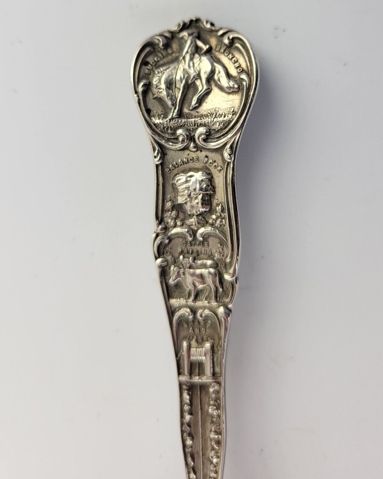 Pikes Peak Summit Sterling Silver 5 1/8” Souvenir Spoon .49oz. by Mechanics