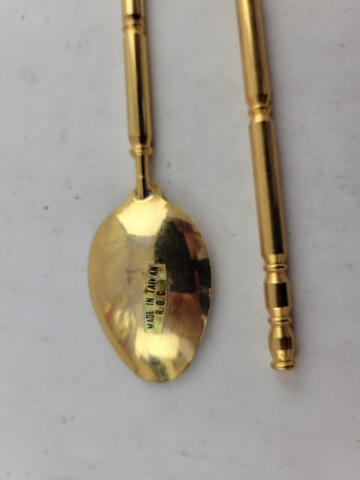 Vintage 2pc Souvenir Spoons Hawaii Cloisonne Gold Toned Enameled