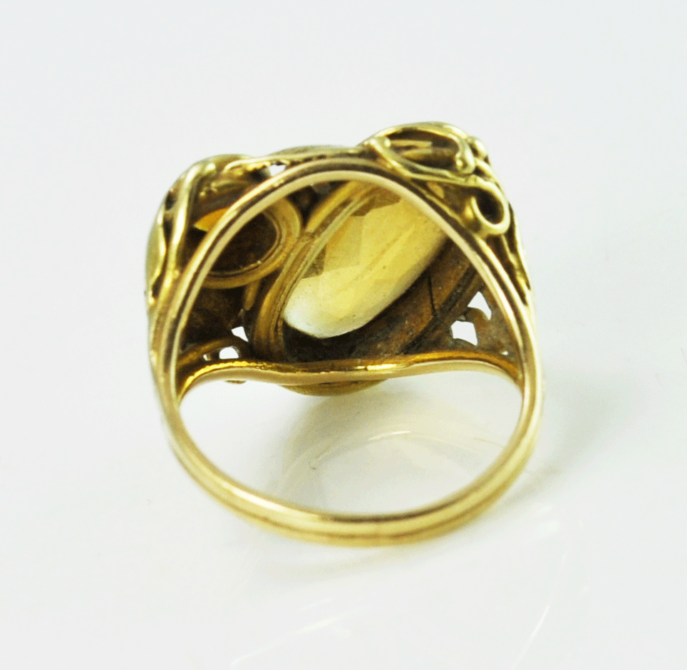 14kwg Black & White Carved Agate Rectangle Filigree Ring 16mm Size 4