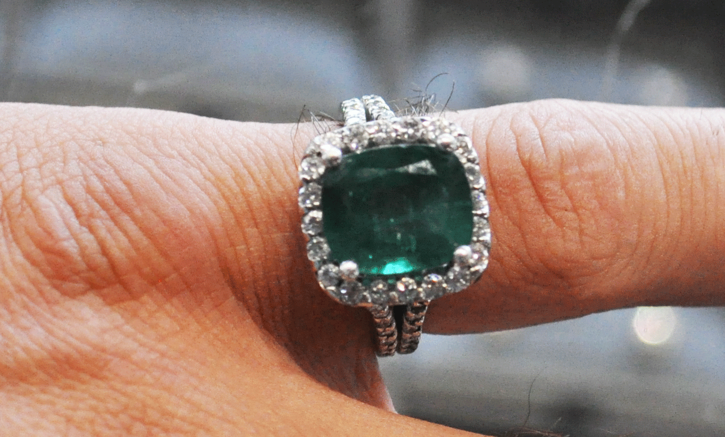 14k White Gold 4.55 Natural Emerald 1.4tcw Diamond Wedding Rings 15mm Size 7.5