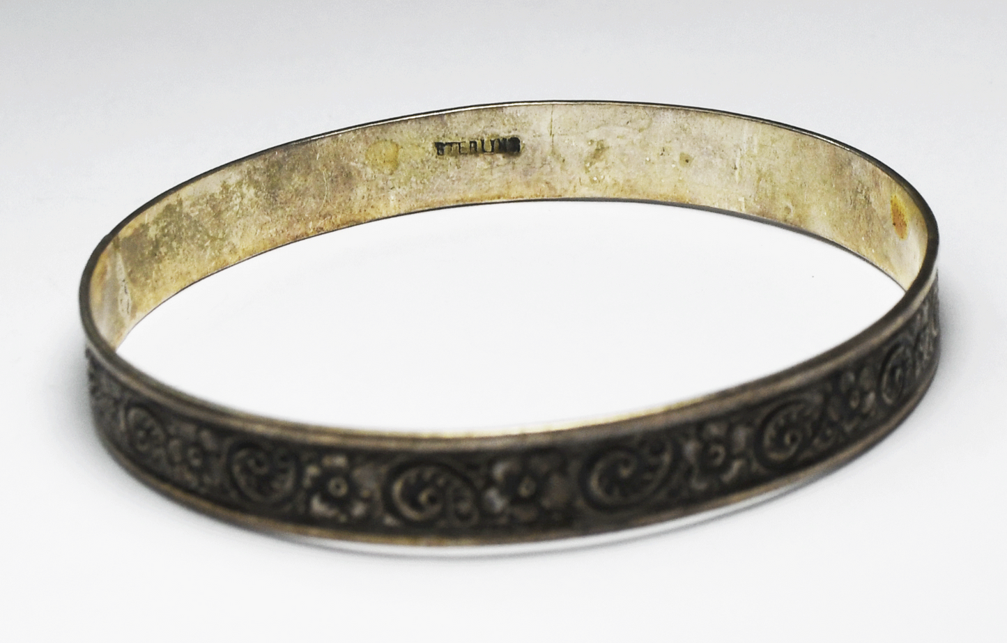 Sterling Silver Floral Repousse Flower Medium Bangle Bracelet 9mm