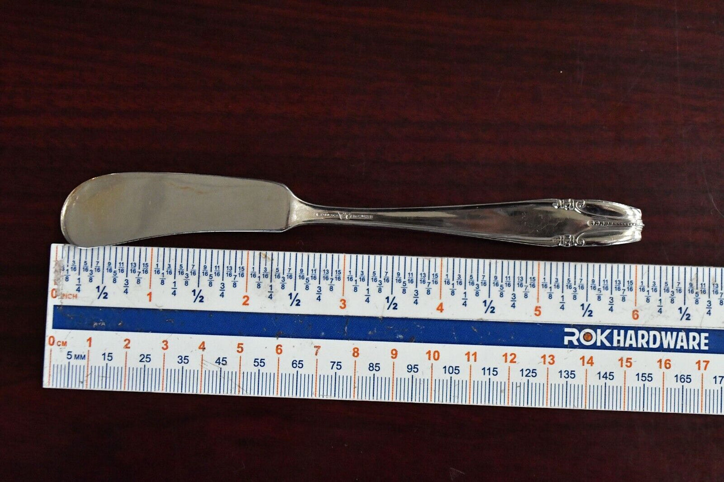 Stradivari by Wallace Sterling Silver 6" Flat Solid Butter Spreader .85 oz.