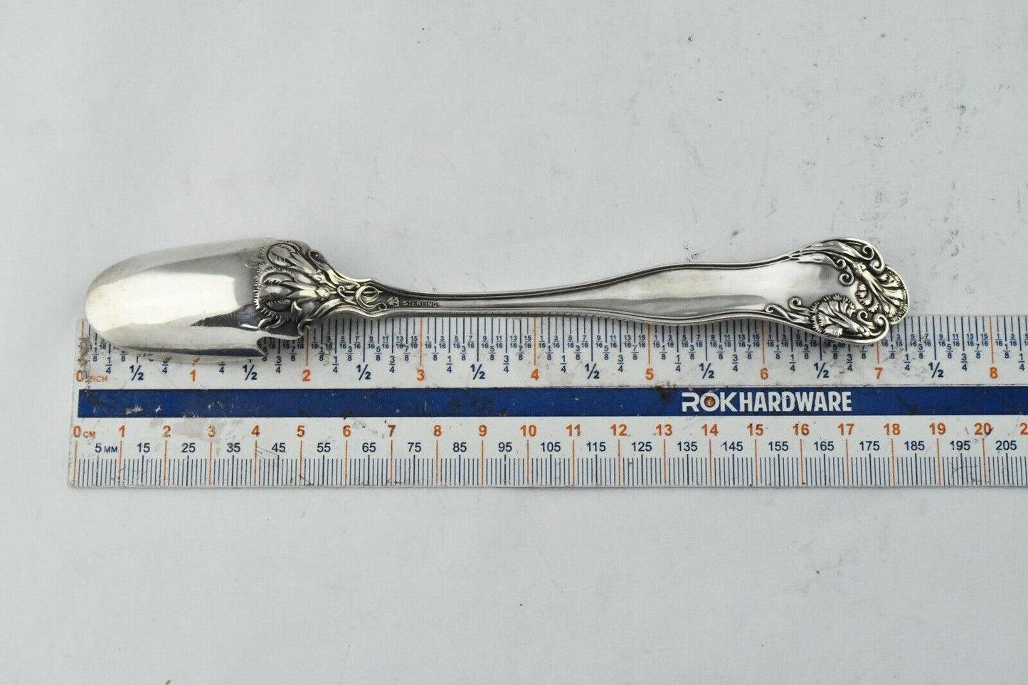 Stratford by International Sterling 7 3/8" Cheese Solid Cheese Scoop 1.3 oz