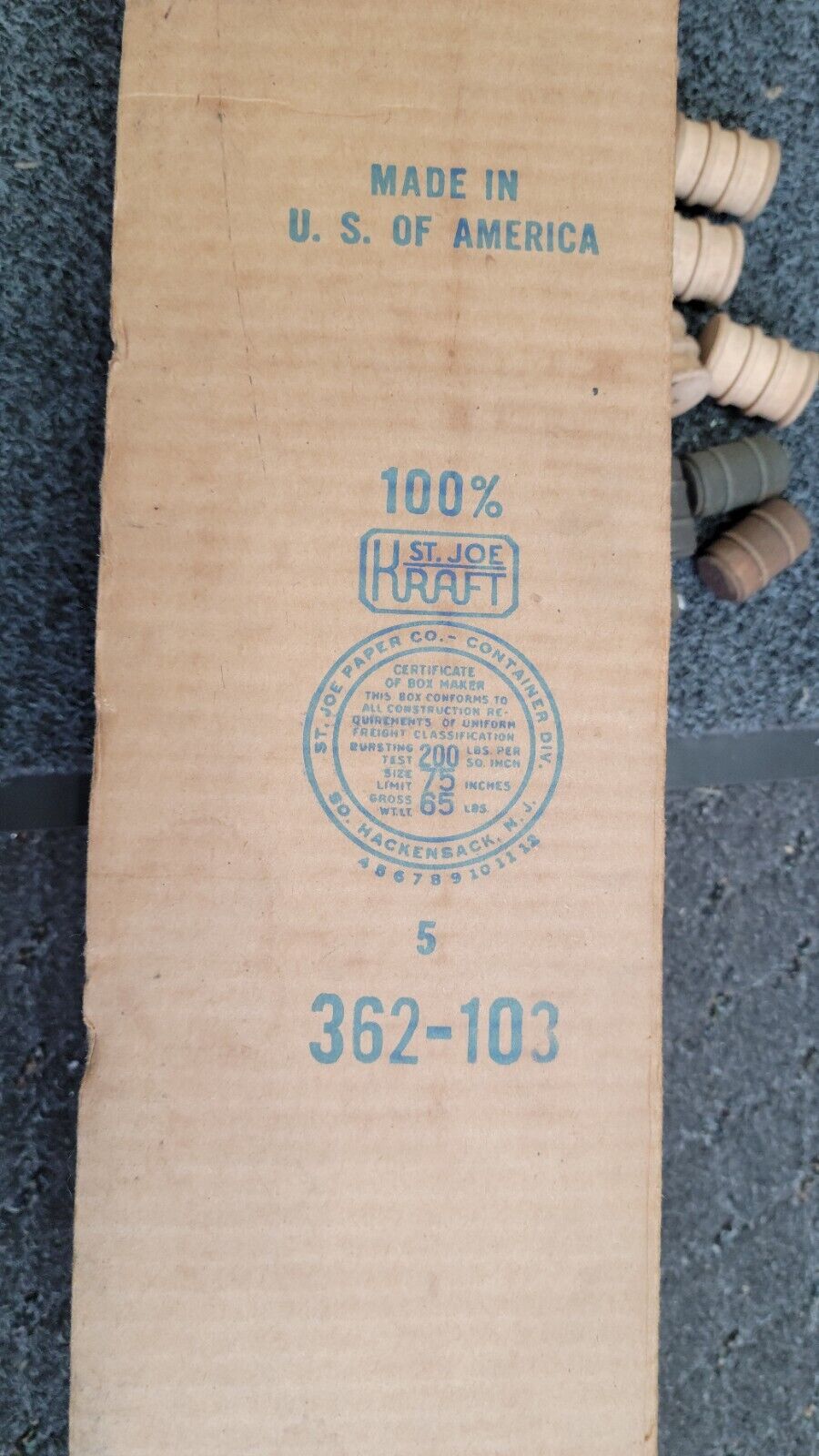 Vintage Lionel Trains No.362 Barrel Loader O Scale in Original Box & Barrels