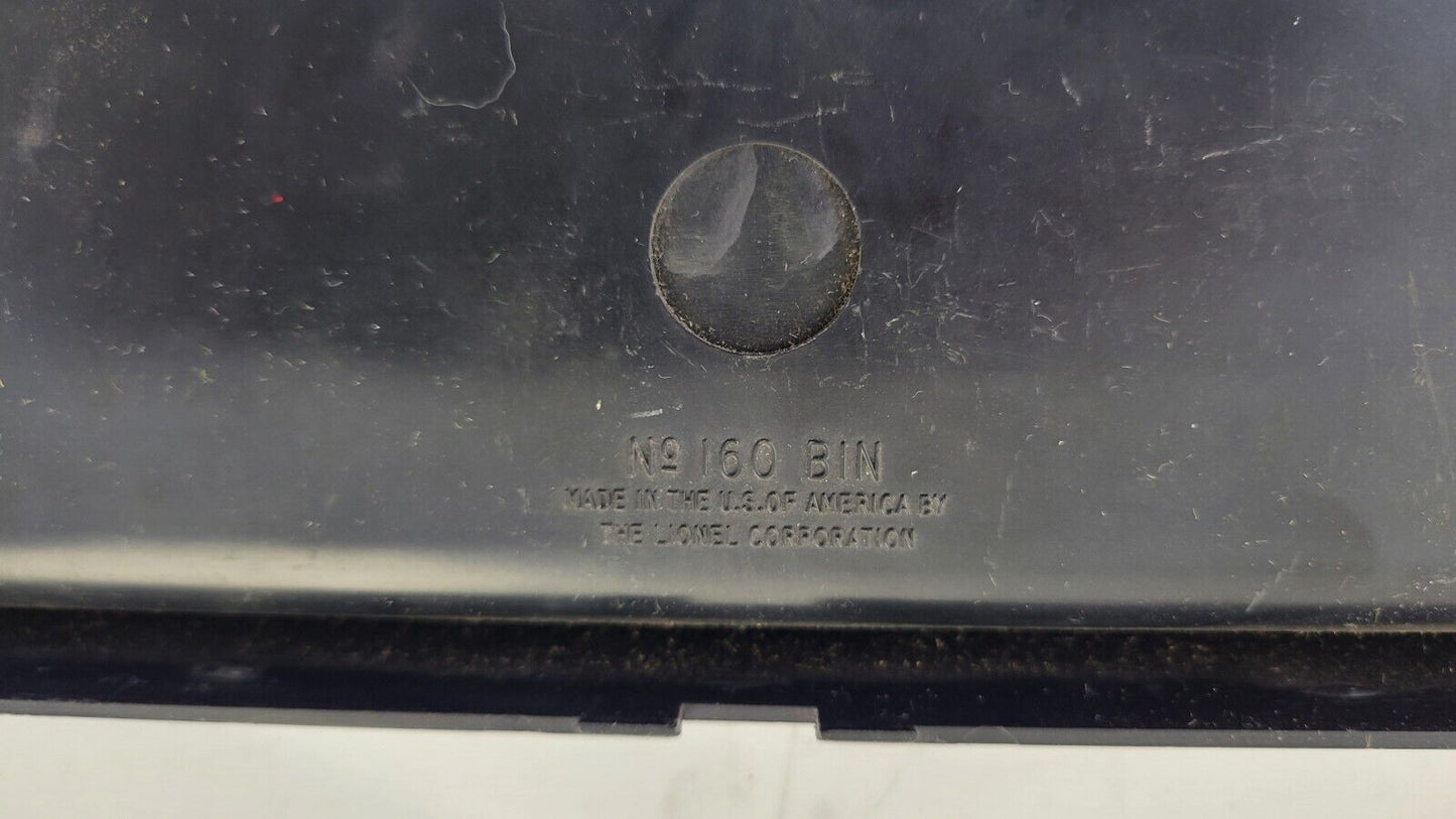 Lionel Train Coal and/or Wood/Log Unloading No. 160 Dump Bin Postwar Vintage