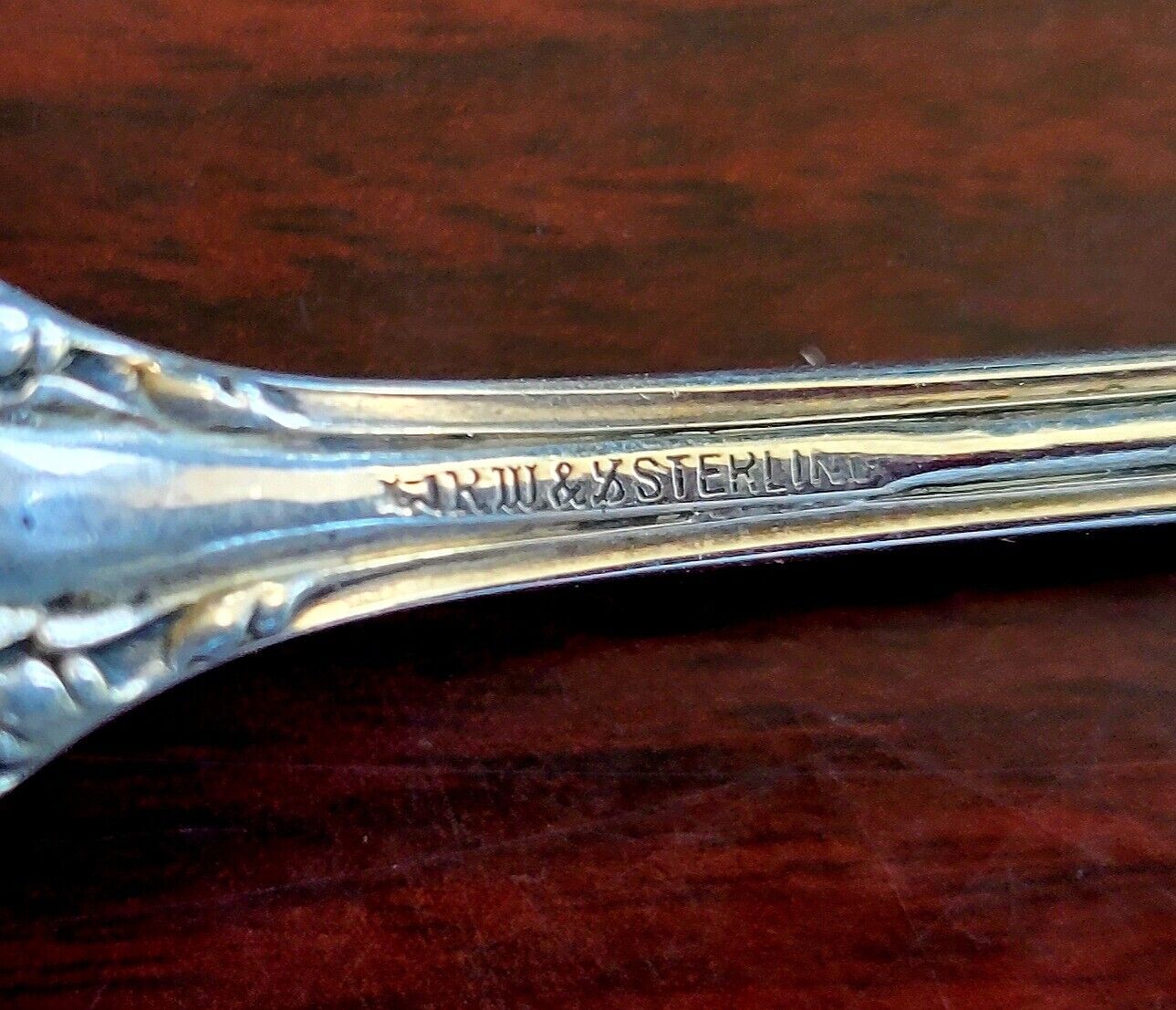 Lucerne by Wallace Sterlling Silver 8 1/8" Large Jelly Knife 1.6oz.