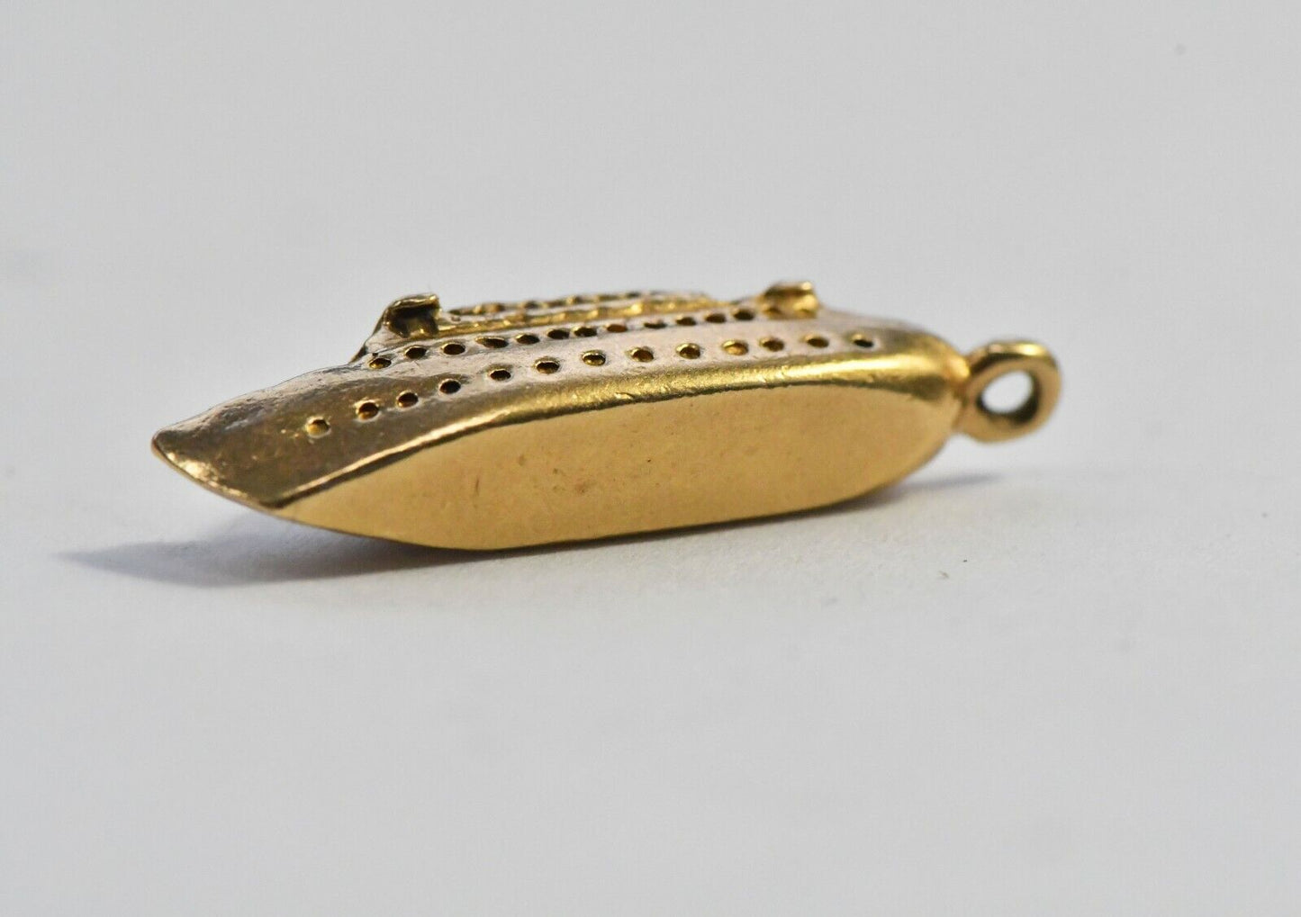 Vintage 14k Gold Pendant Charm 3 grams Cruise Liner Ship Smokestack